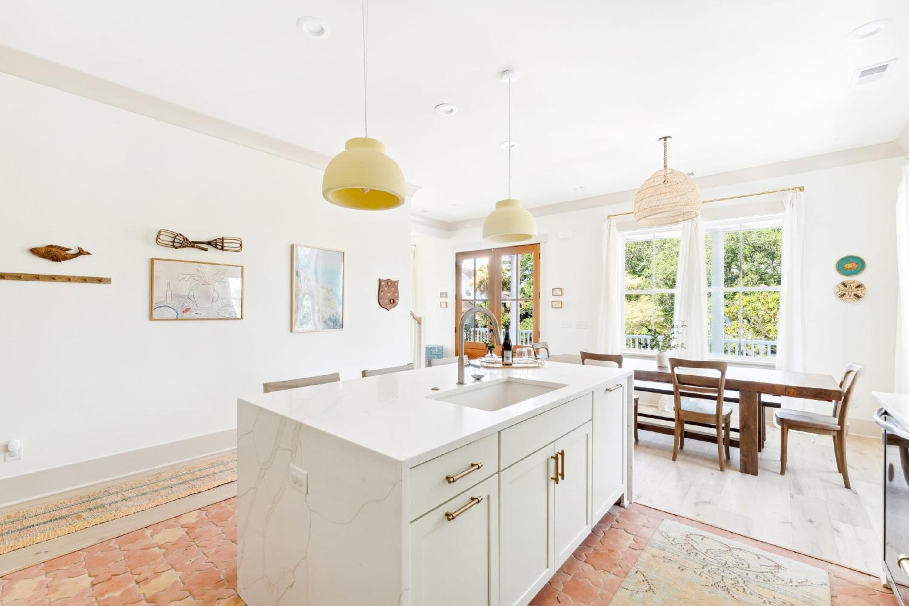 Windward House by AvantStay Walk to Beach Restaurants Saltwater Pool