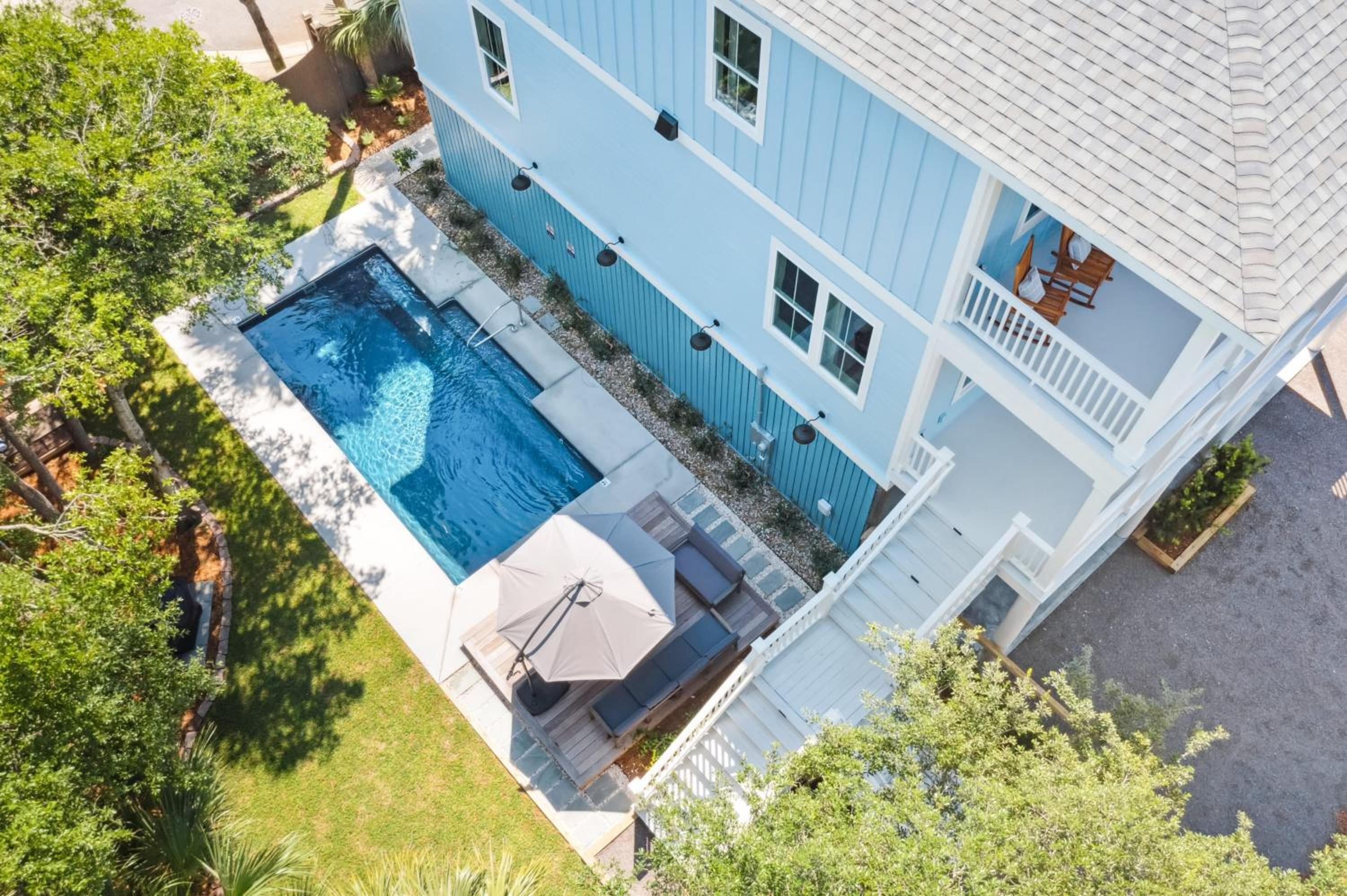 Windward House by AvantStay Walk to Beach Restaurants Saltwater Pool
