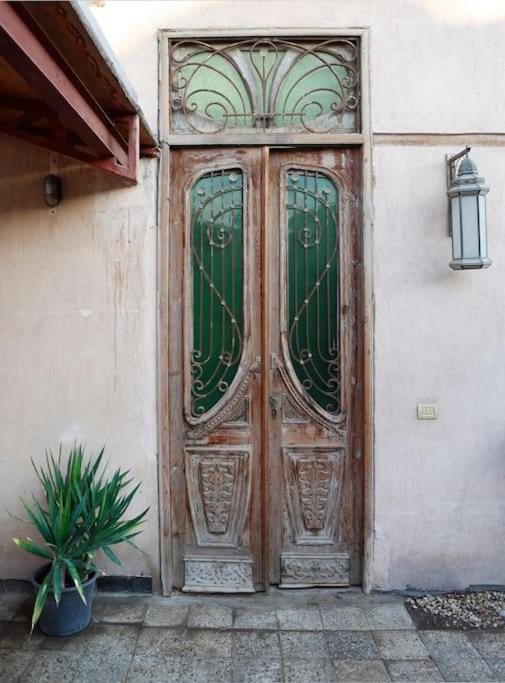 Private Room with Mashrabiya Windows in Historic Mamluk Palace - Bayt Yakan, Old Cairo