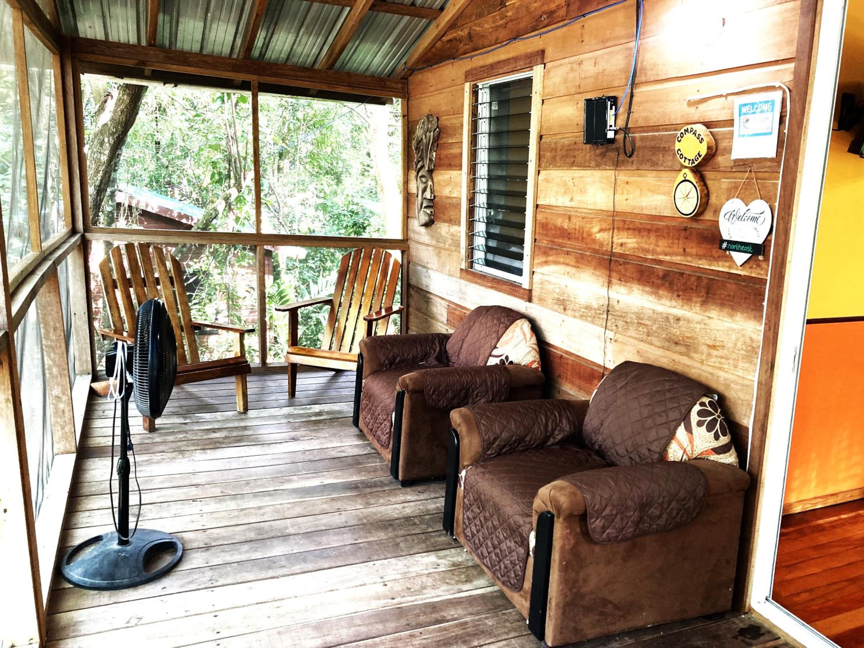 2BR Treetop Cottage Tropical Adventure, Maya Ruins San Ignacio Center Nearby