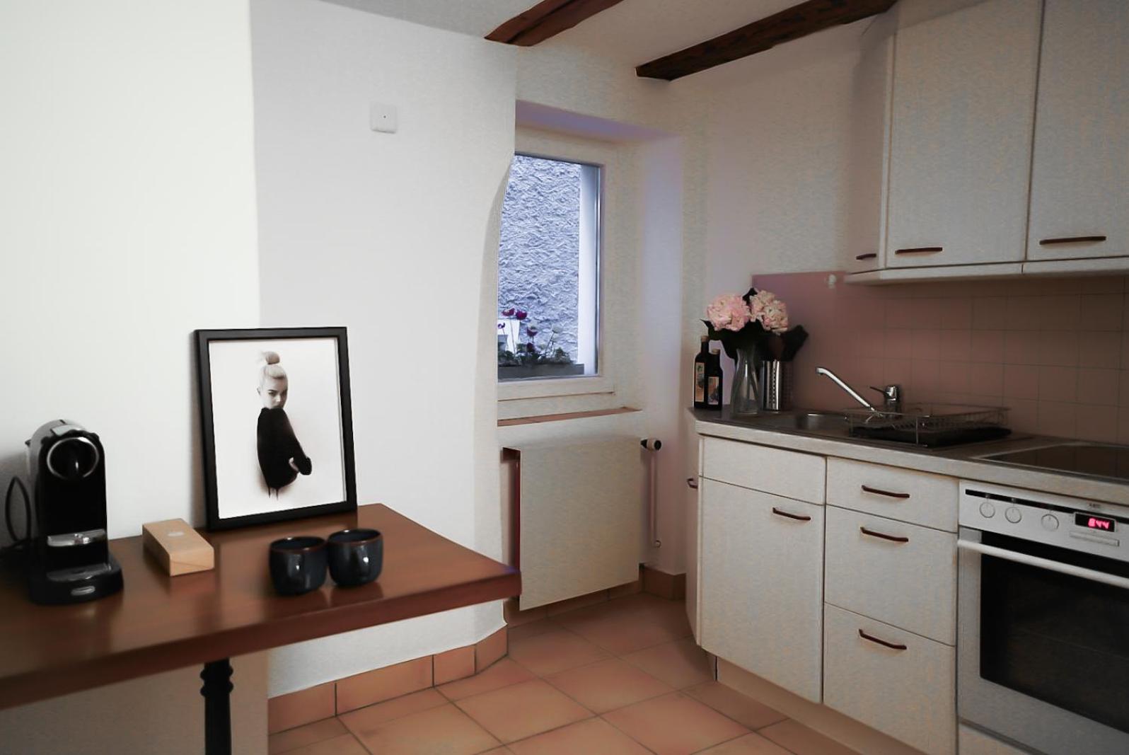 Charming Historical Apartment in Zurich City Center Oldtown