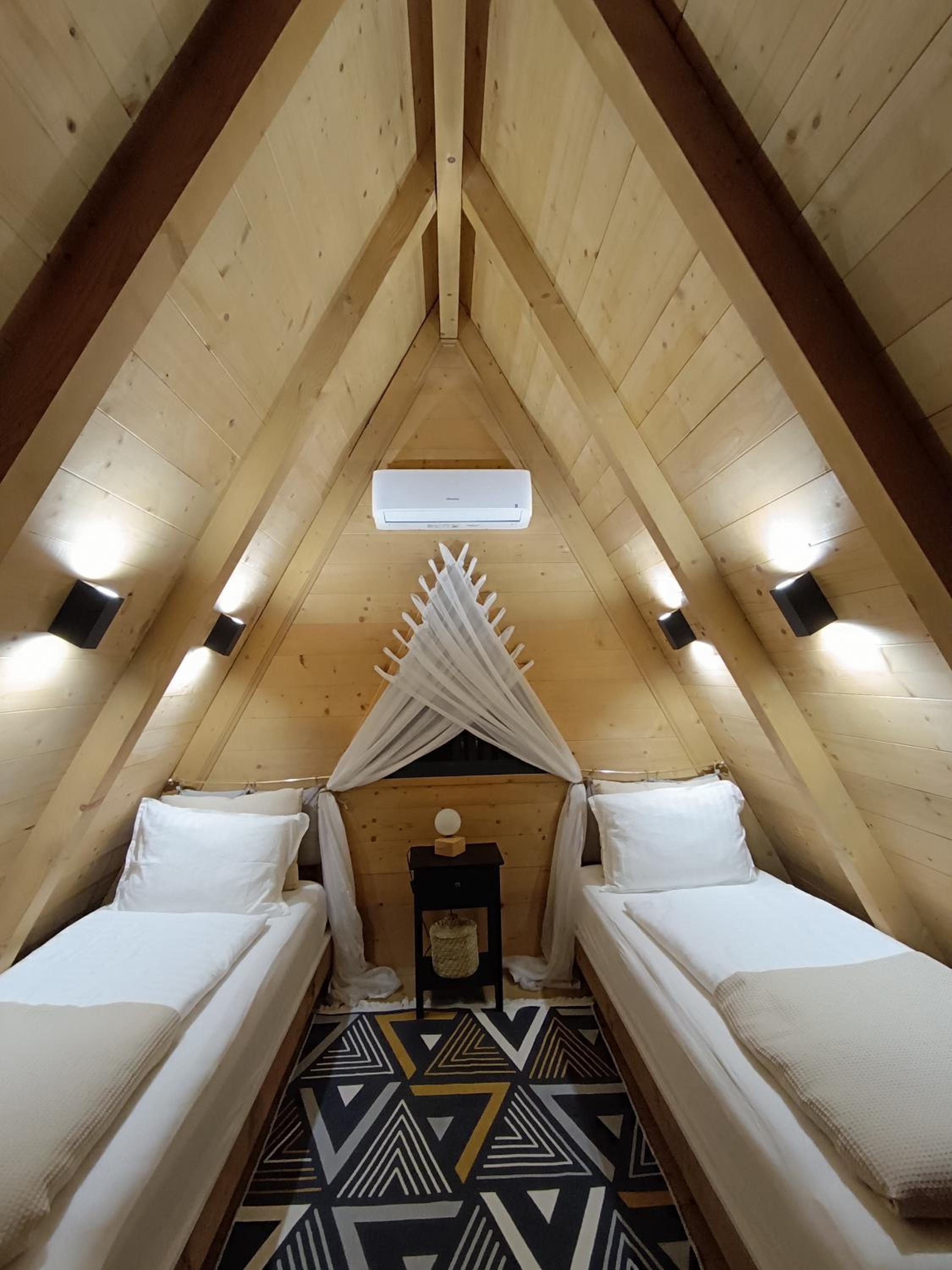 Stone Chalets - LUNA