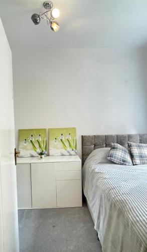Luxurious Westminster Flat Perfect for Families & Business Travelers, Steps to Landmarks!