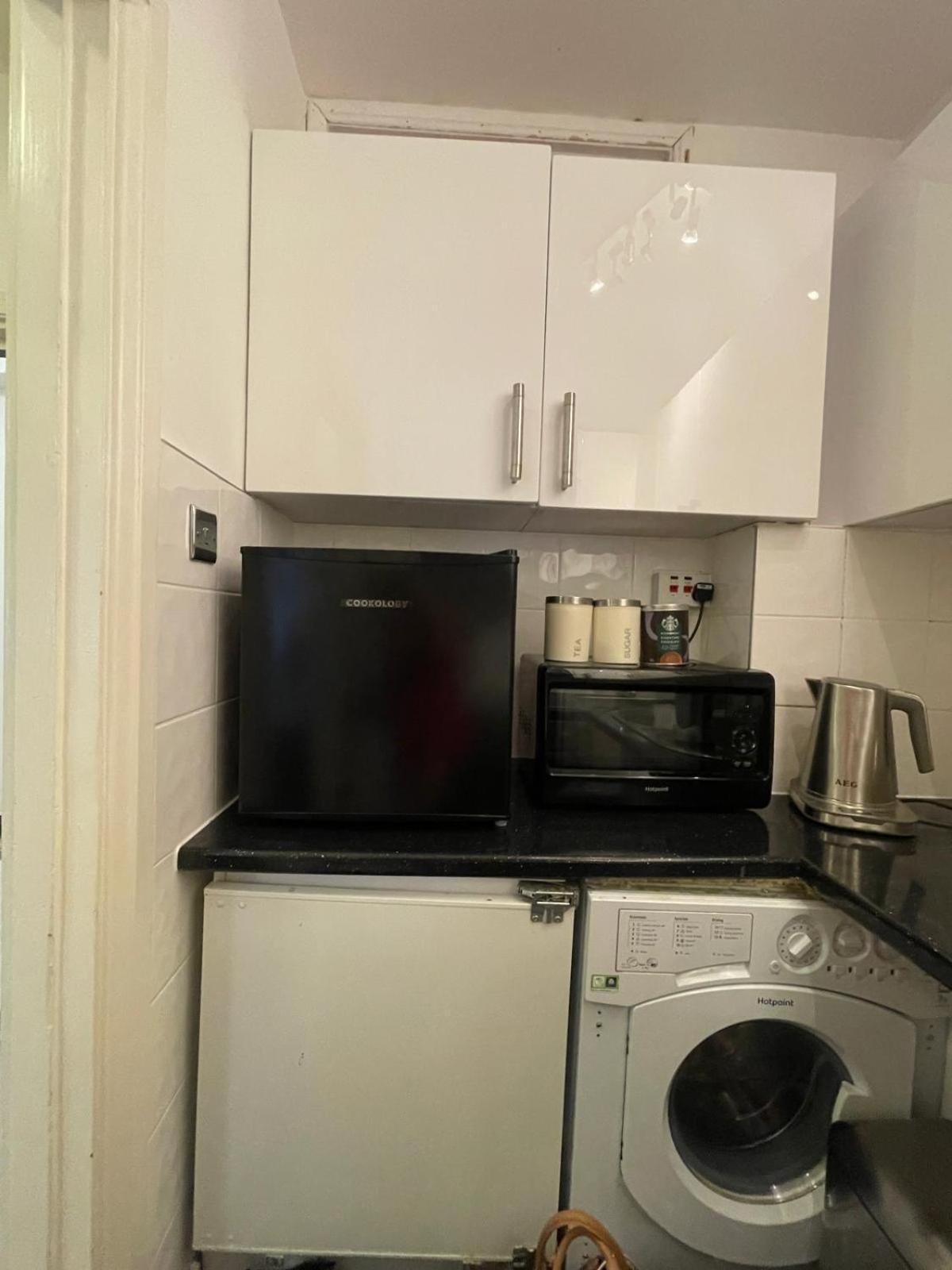 Luxurious Westminster Flat Perfect for Families & Business Travelers, Steps to Landmarks!