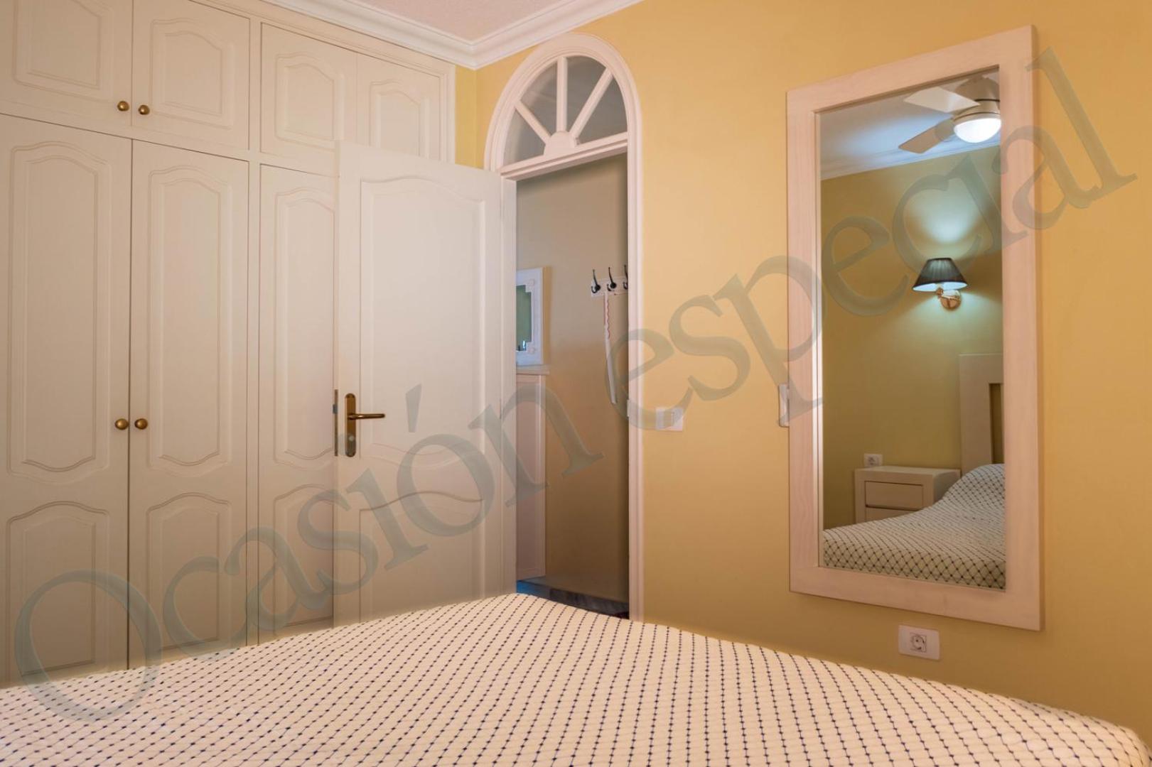 Apartamentos Lago Oceanfront with Los Gigantes and La Gomera Views