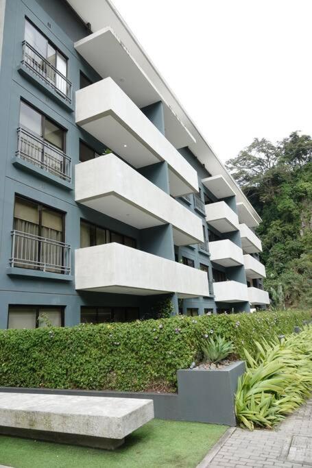 WIFI AC parking Serene, Relaxation in Escazu