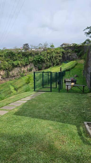 WIFI AC parking Serene, Relaxation in Escazu