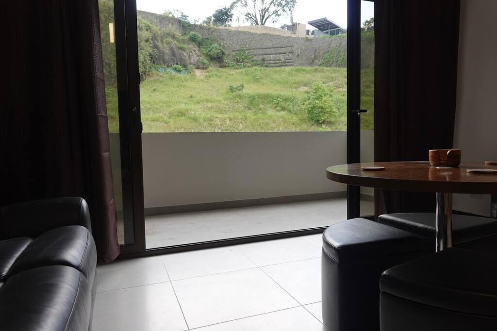 WIFI AC parking Serene, Relaxation in Escazu