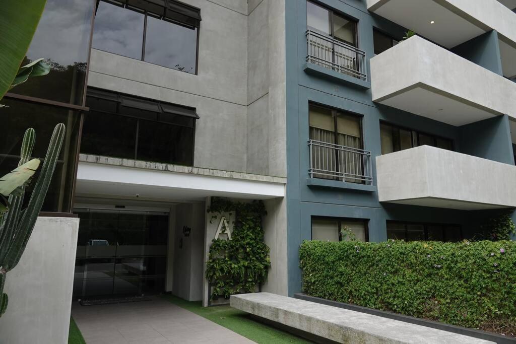 WIFI AC parking Serene, Relaxation in Escazu