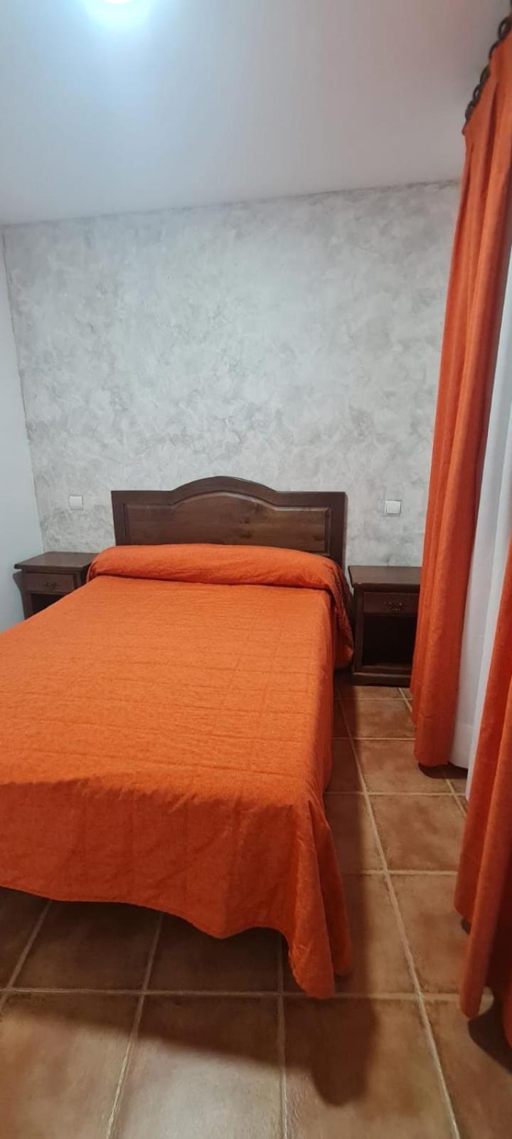 Hostal La RoDa