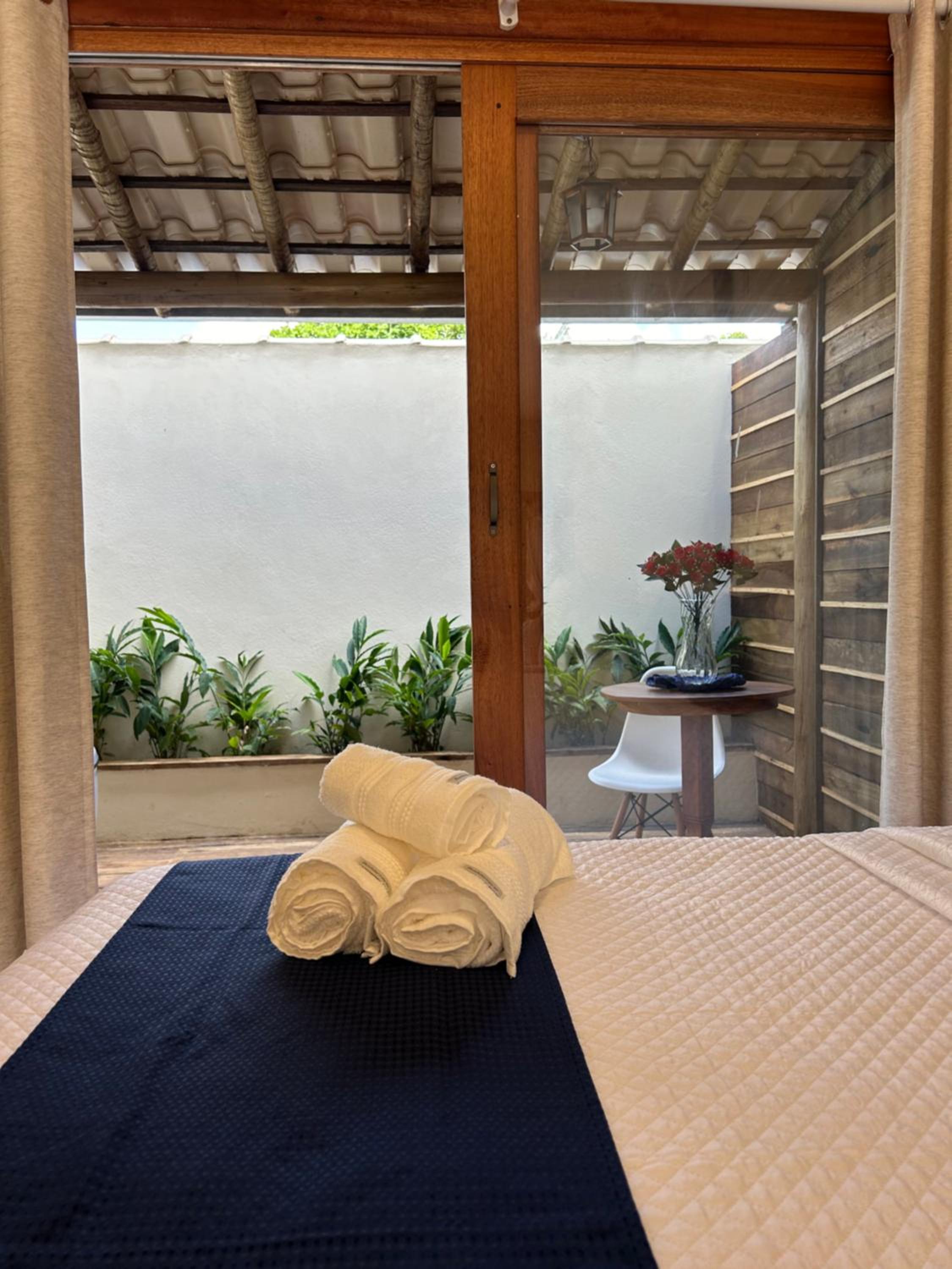 Estúdio com Banheira de Hidromassagem