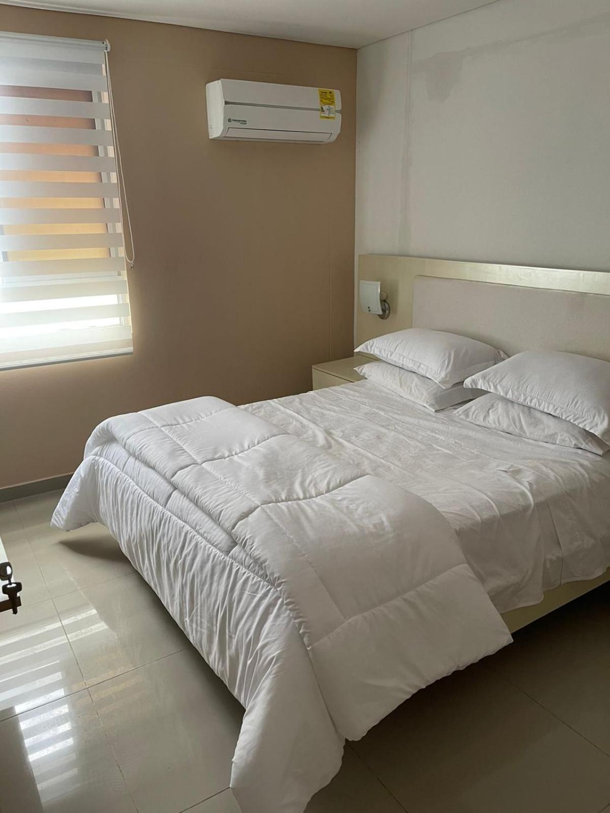 APARTAMENTO DE LUJO con AIRE ACONDICIONADO 5 min del rio Guatapurí centro comercial y parque de la leyenda vallenata