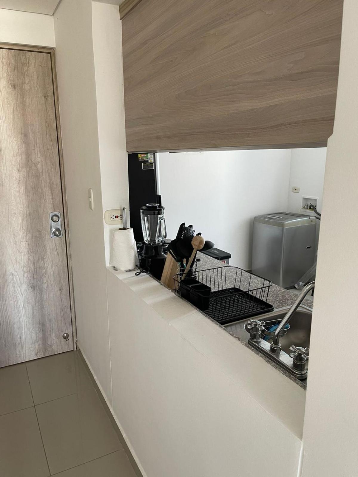 APARTAMENTO DE LUJO con AIRE ACONDICIONADO 5 min del rio Guatapurí centro comercial y parque de la leyenda vallenata