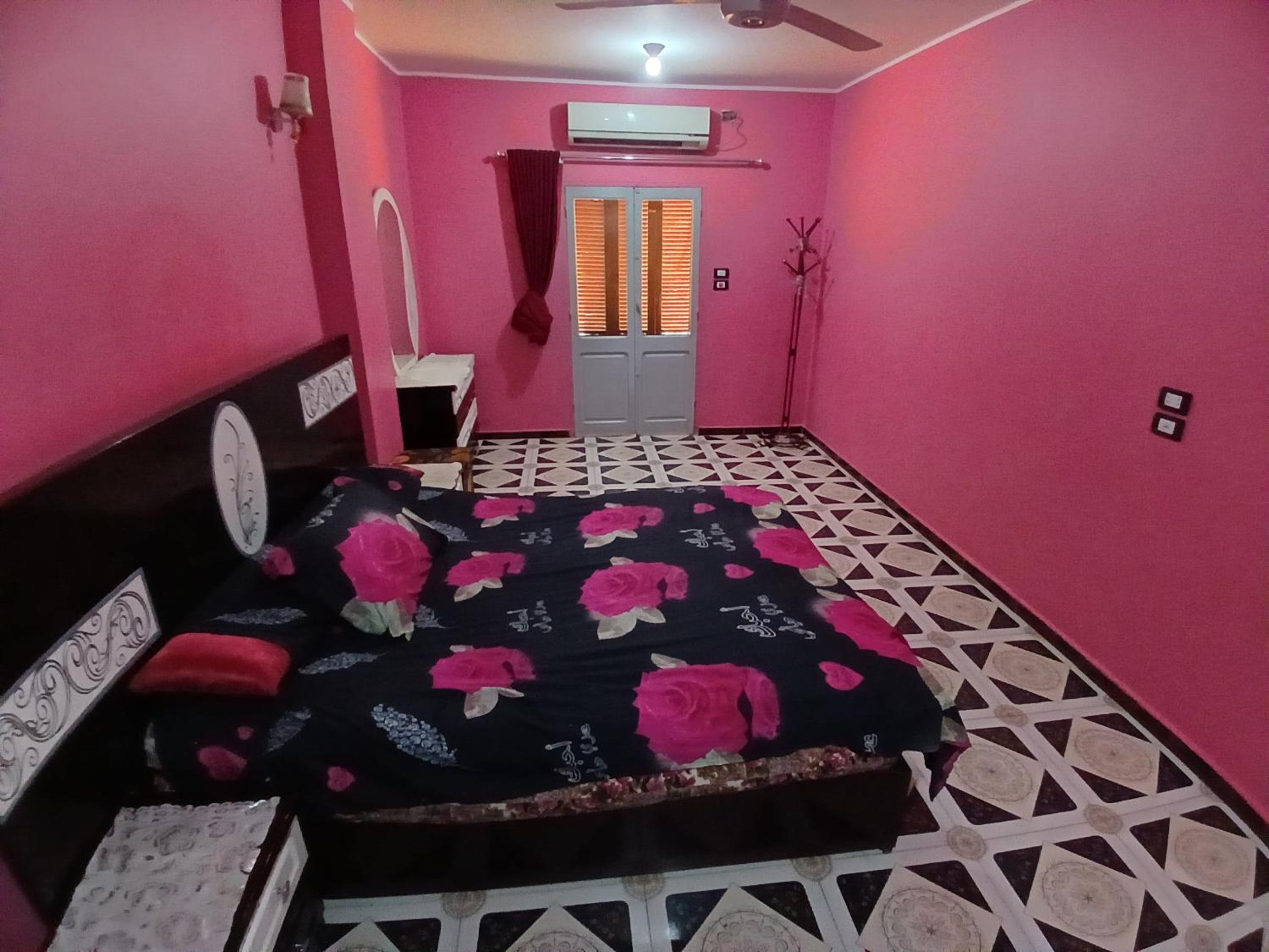 Karam Nile View apartment