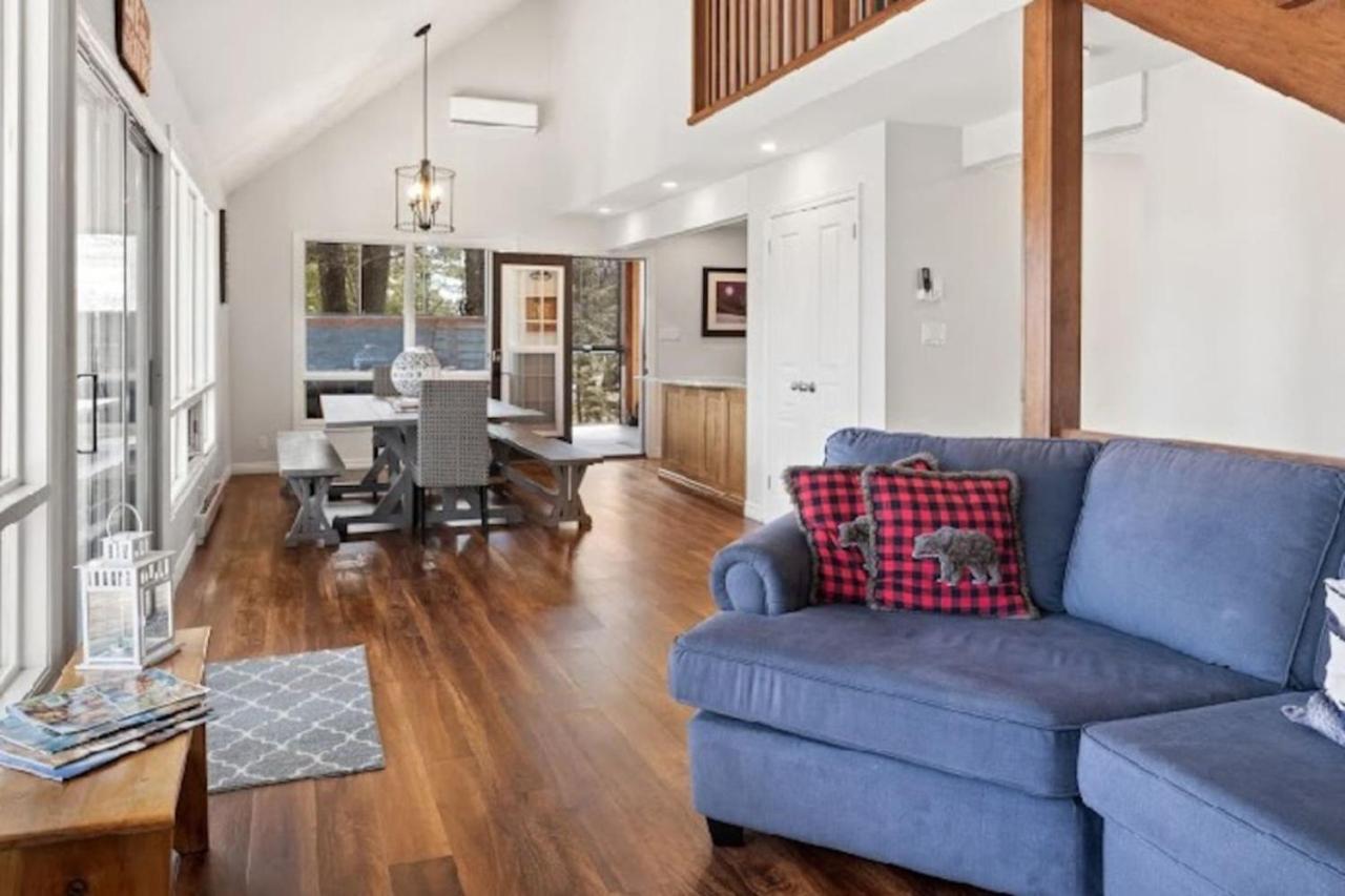 Muskoka Charm Beautiful four bedroom cottage