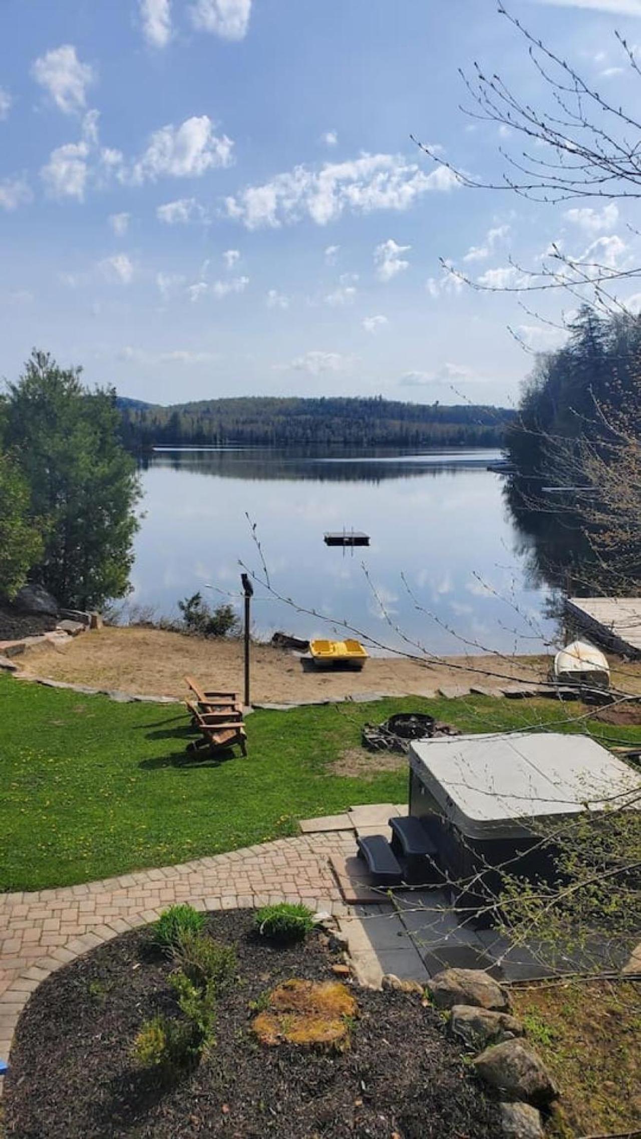 Camp David Beautiful five bedrooms Private beach