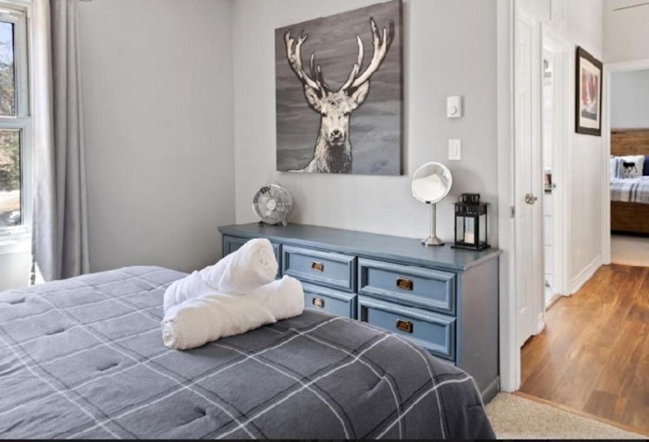 Muskoka Charm Beautiful four bedroom cottage