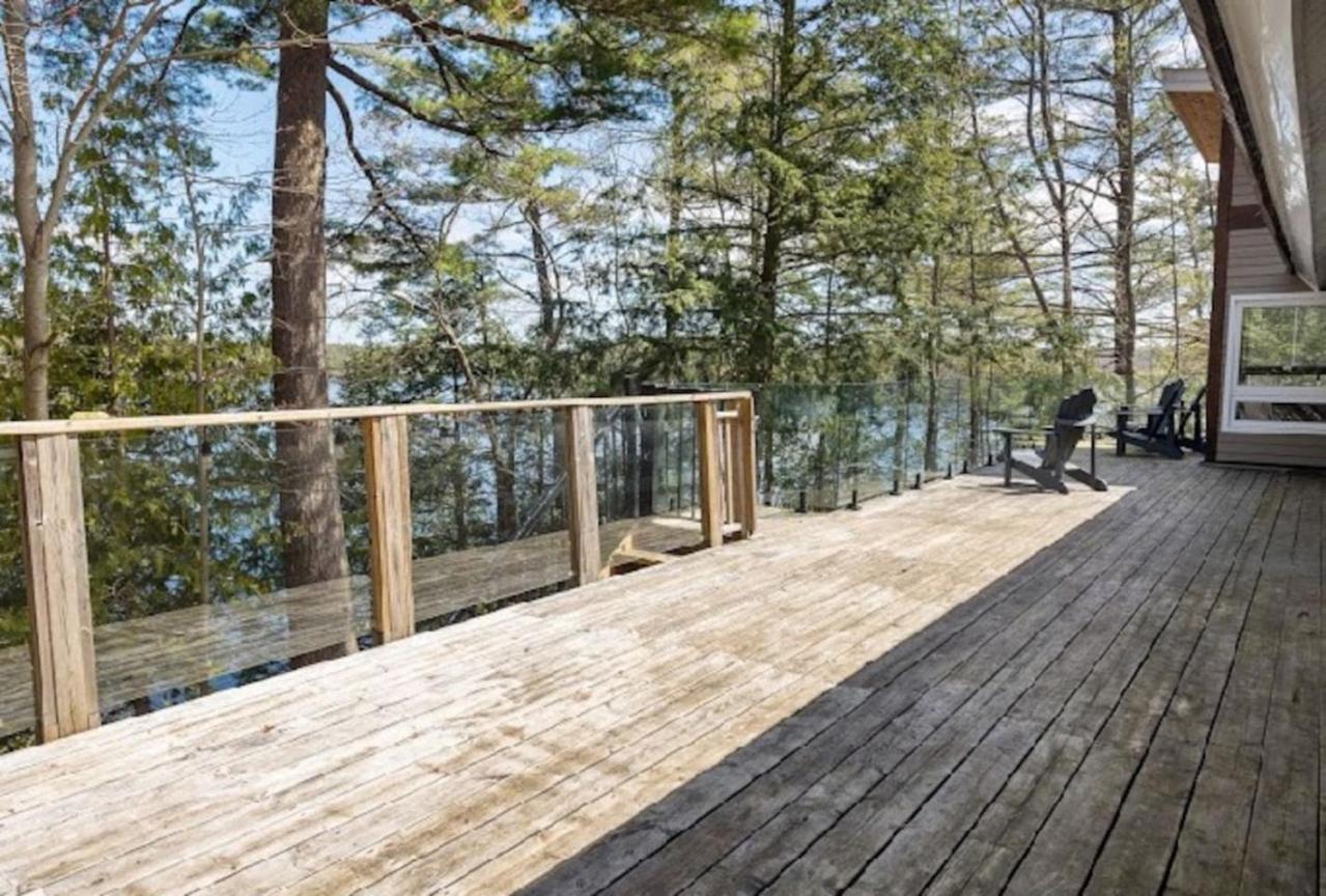 Muskoka Charm Beautiful four bedroom cottage