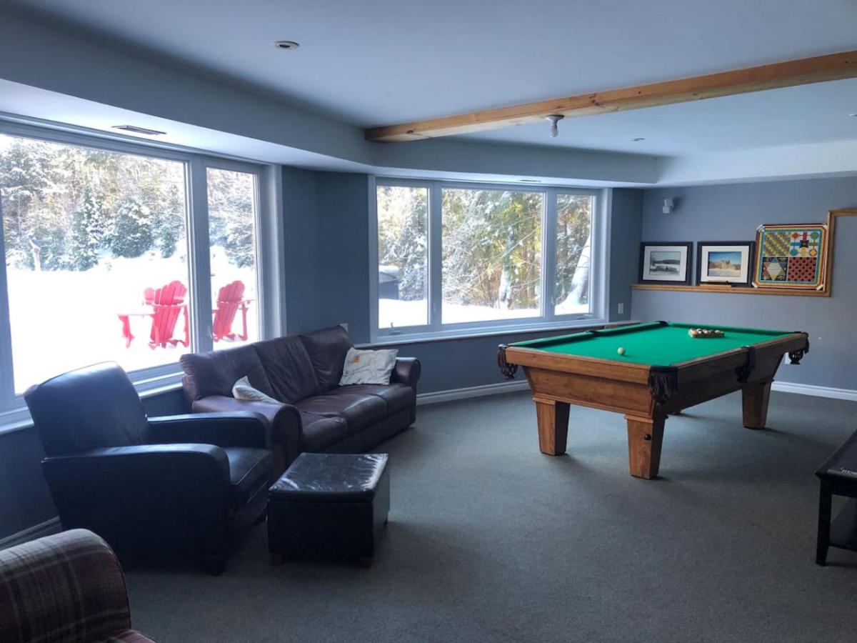 Camp David Beautiful five bedrooms Private beach