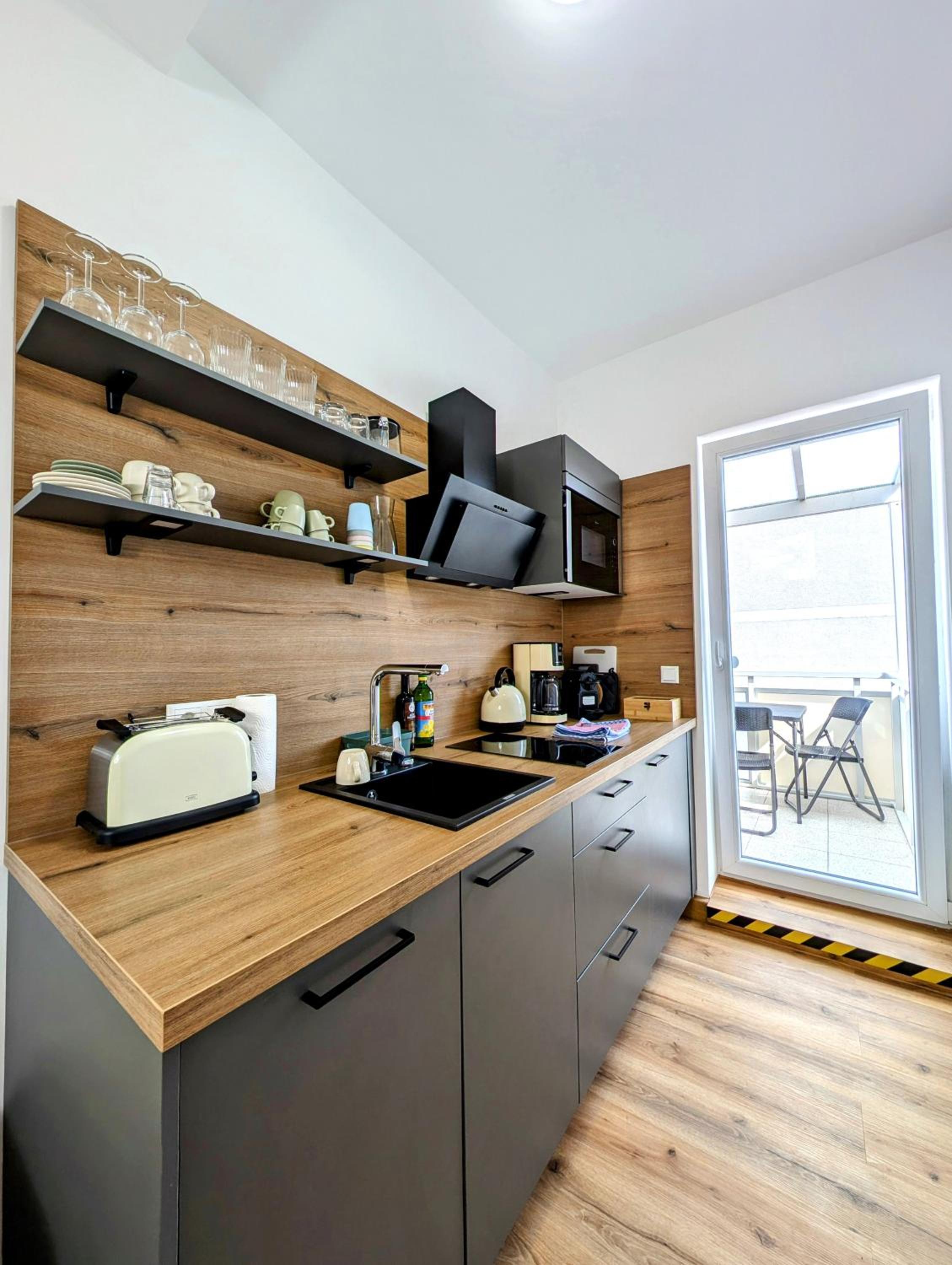 BohnApartments - Topfmarkt XXL Suiten - NEU in TOP Zentrumslage, Vollausstattung, WLAN, Parkplätze
