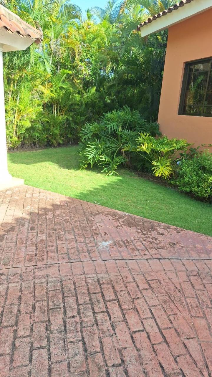 Villa Guavaberry