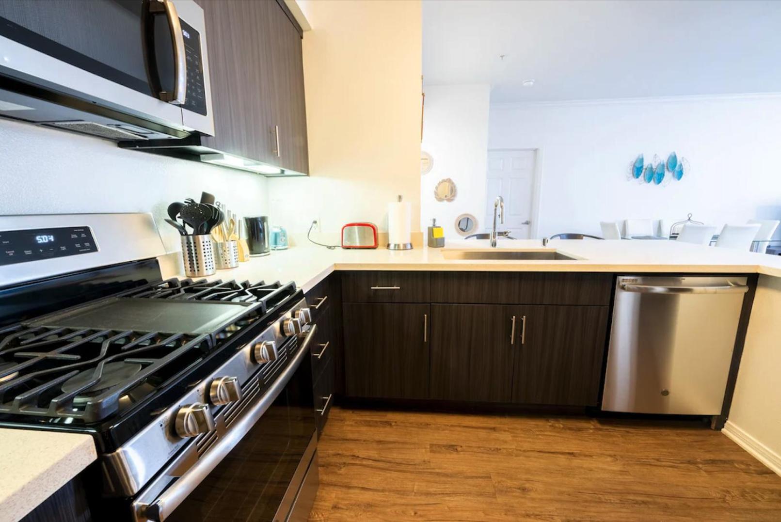 StayElegant Exclusive Suites