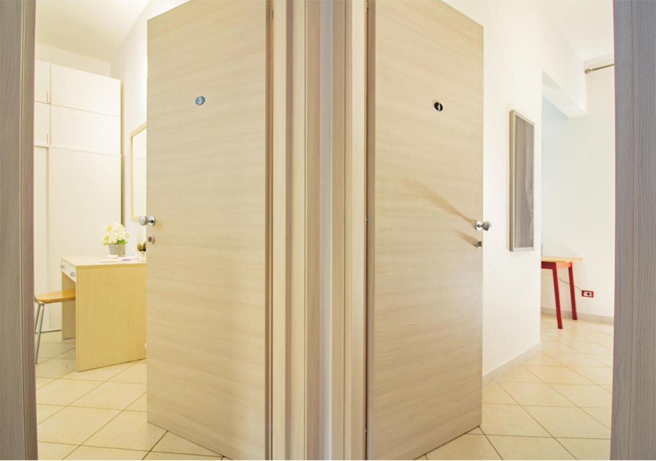 Athena Rooms - Parcheggio privato view 5