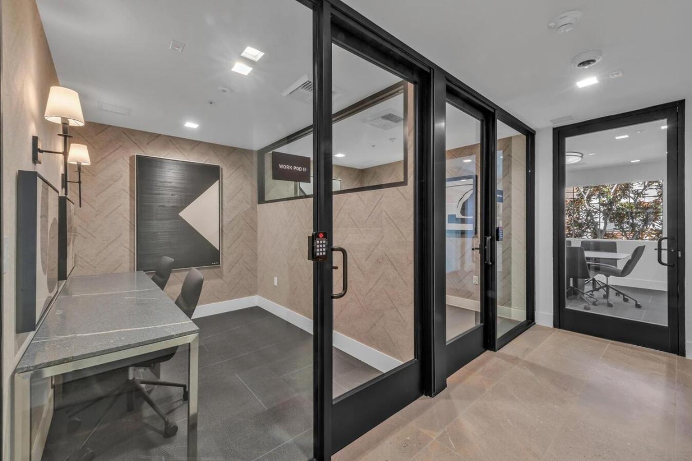 StayElegant Exclusive Suites