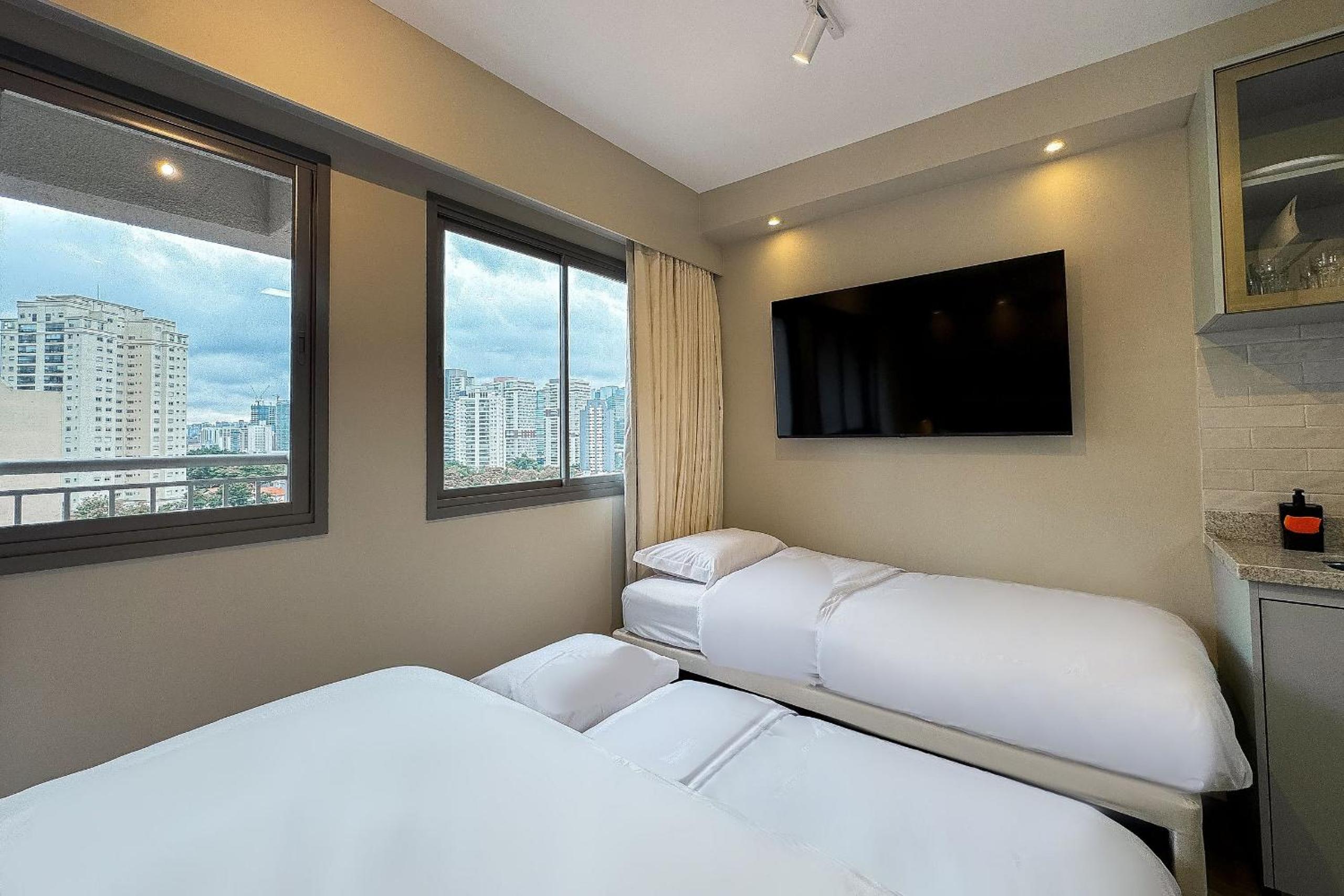 Cyrela Atmosfera 360 - Modern studios near the US Consulate and Interlagos Racetrack