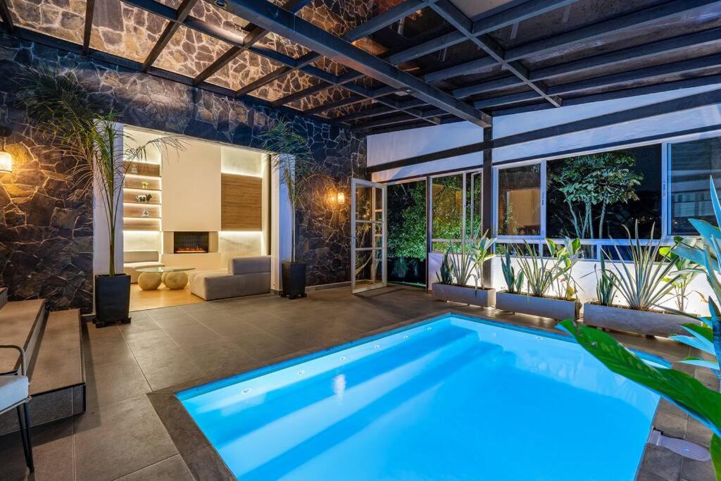 Lake Mansion in alto palmas Pool Poblado 15Min