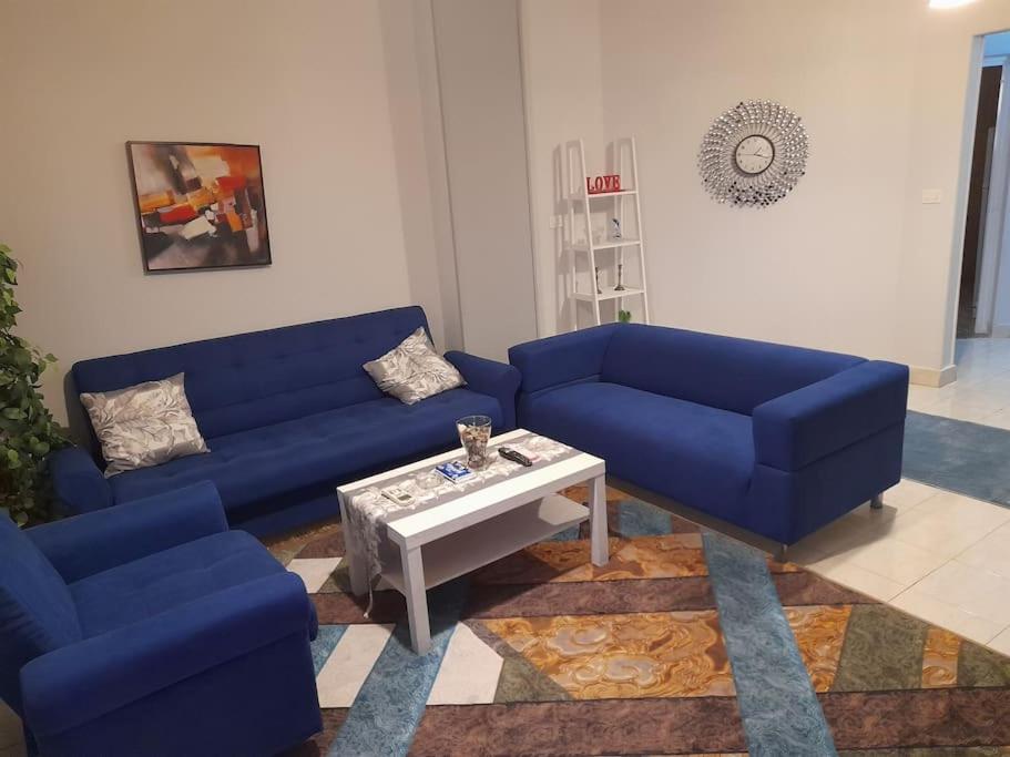 Rehab cozy apartment - New Cairo