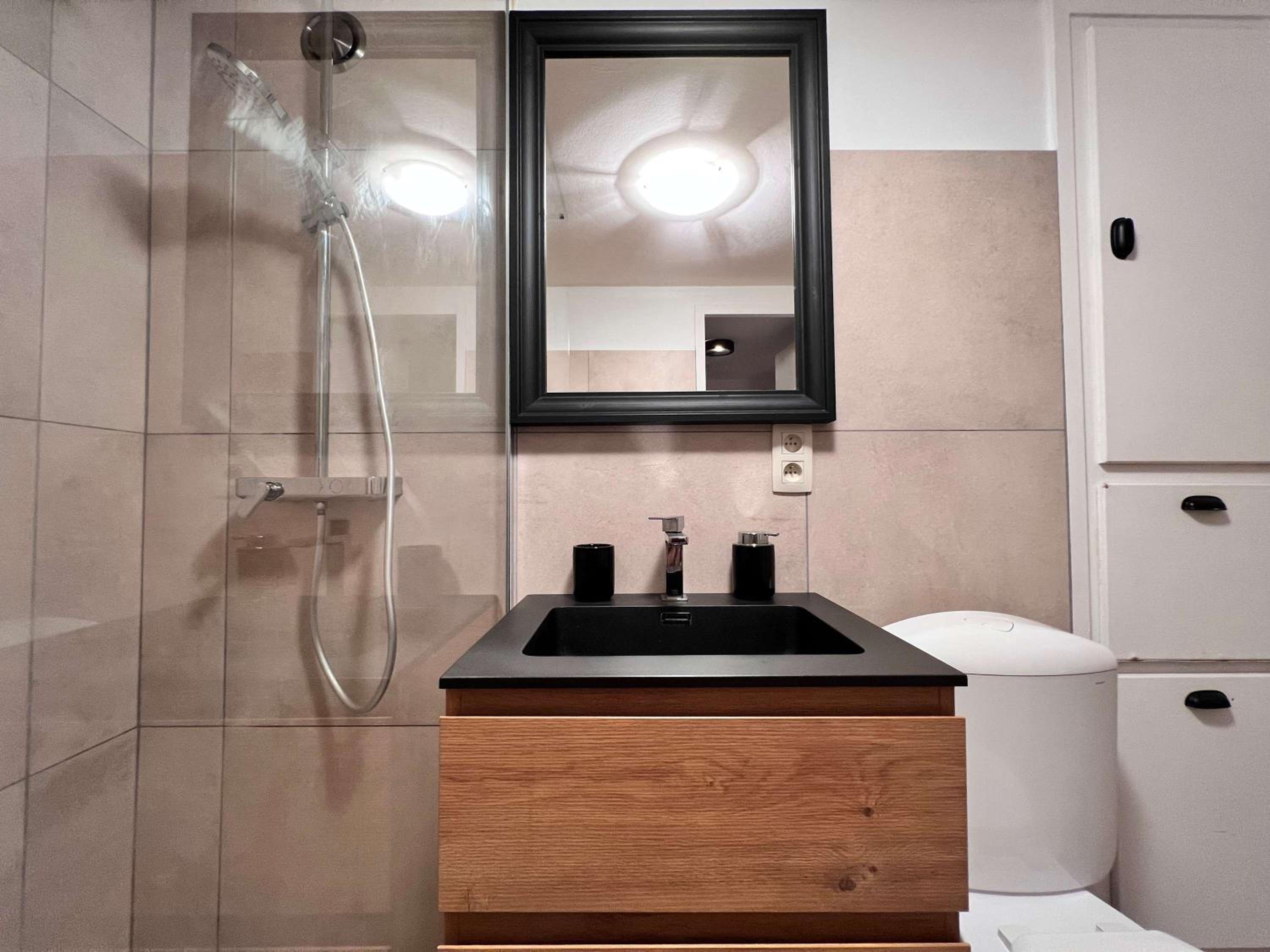 Elegant 2pcs Proche Bruxelles