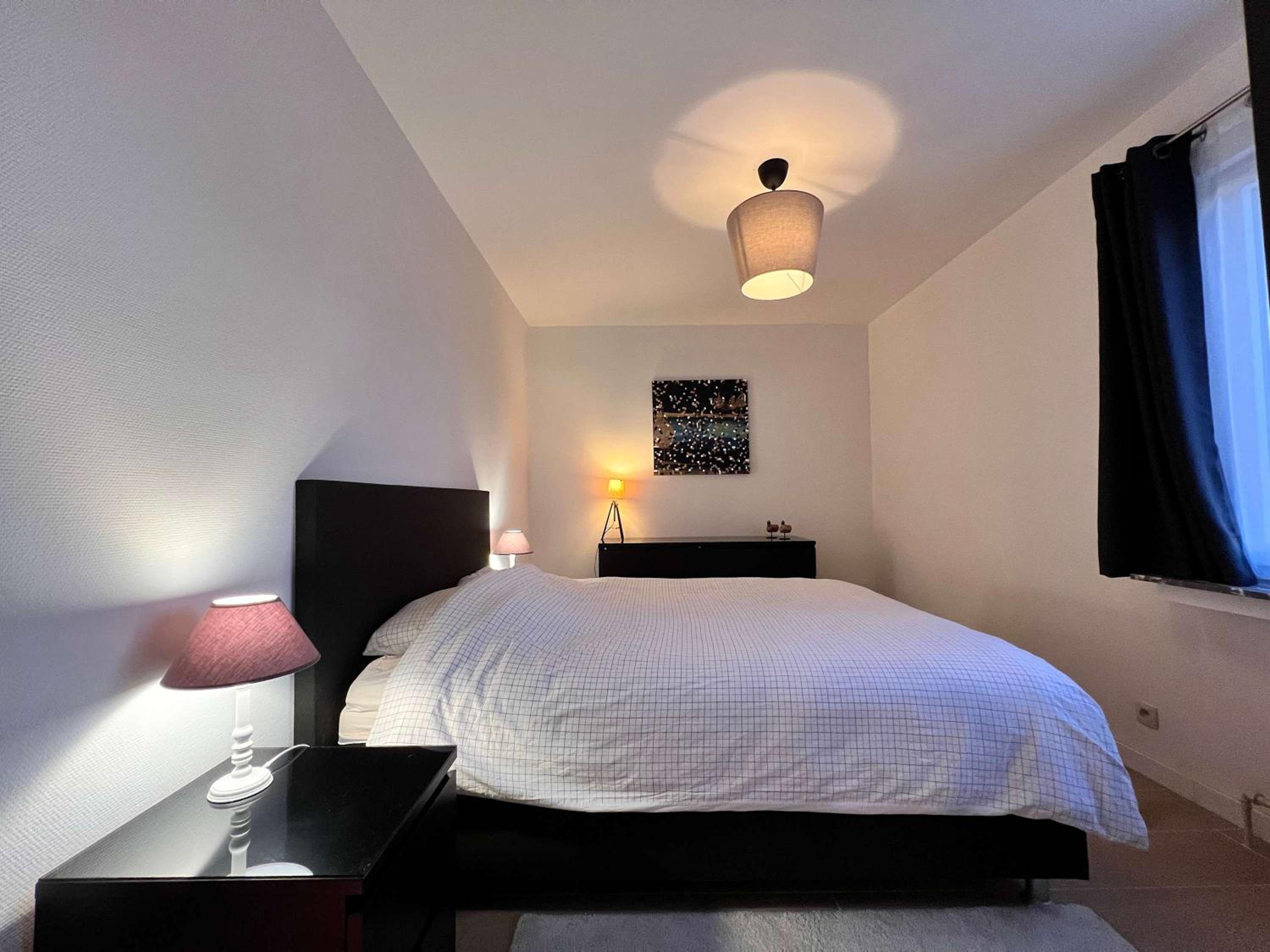 Elegant 2pcs Proche Bruxelles
