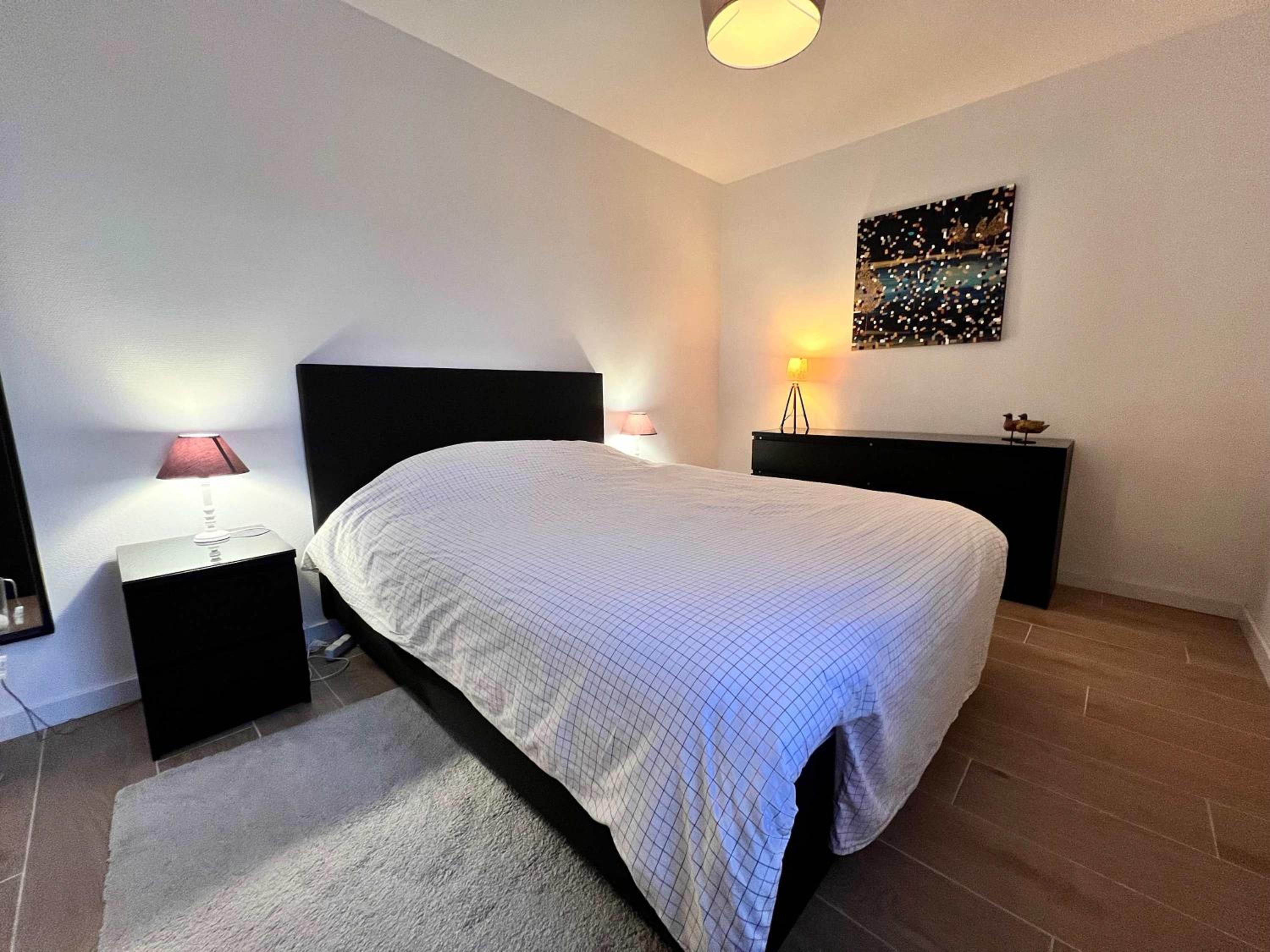 Elegant 2pcs Proche Bruxelles