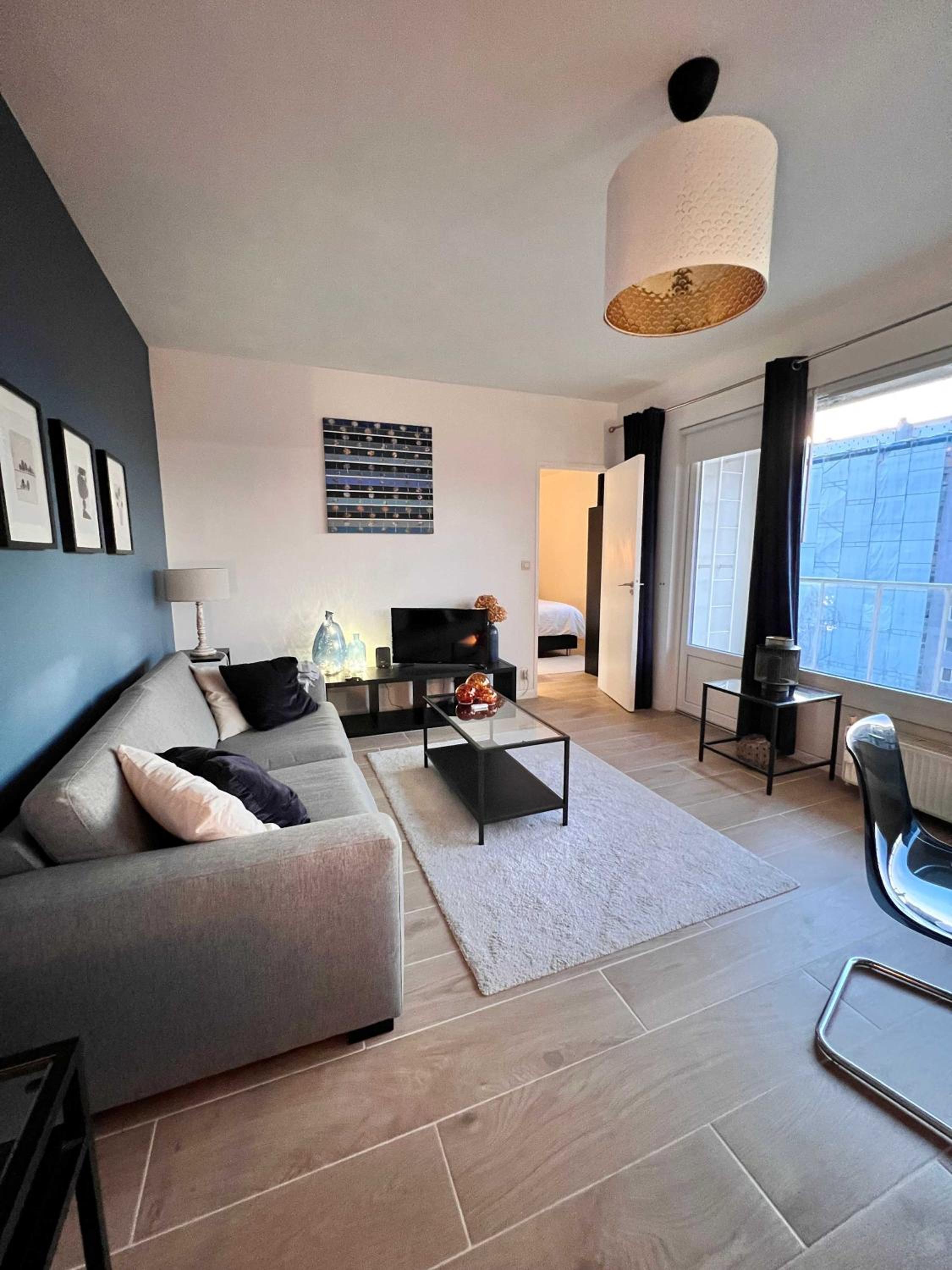Elegant 2pcs Proche Bruxelles