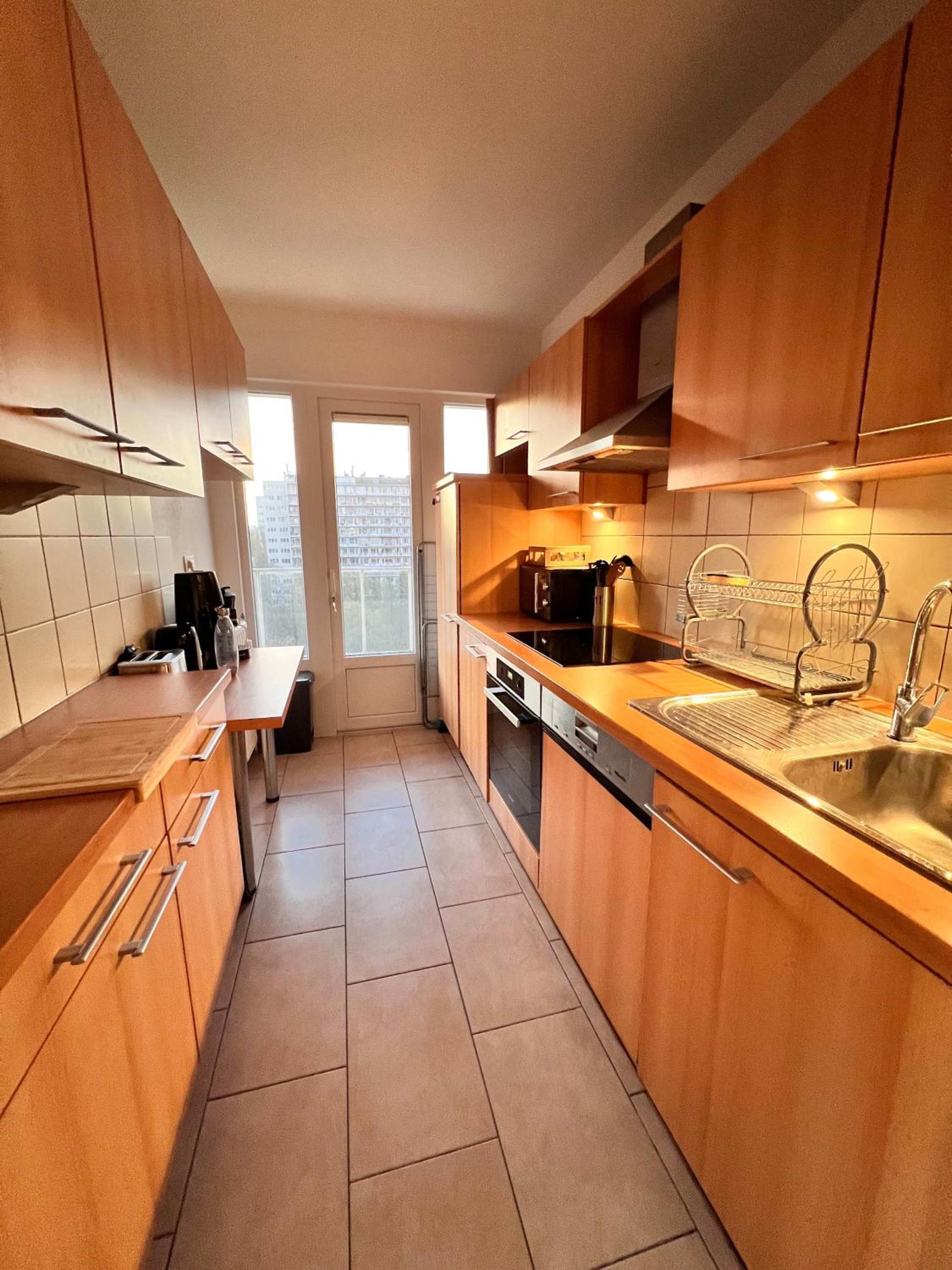 Elegant 2pcs Proche Bruxelles