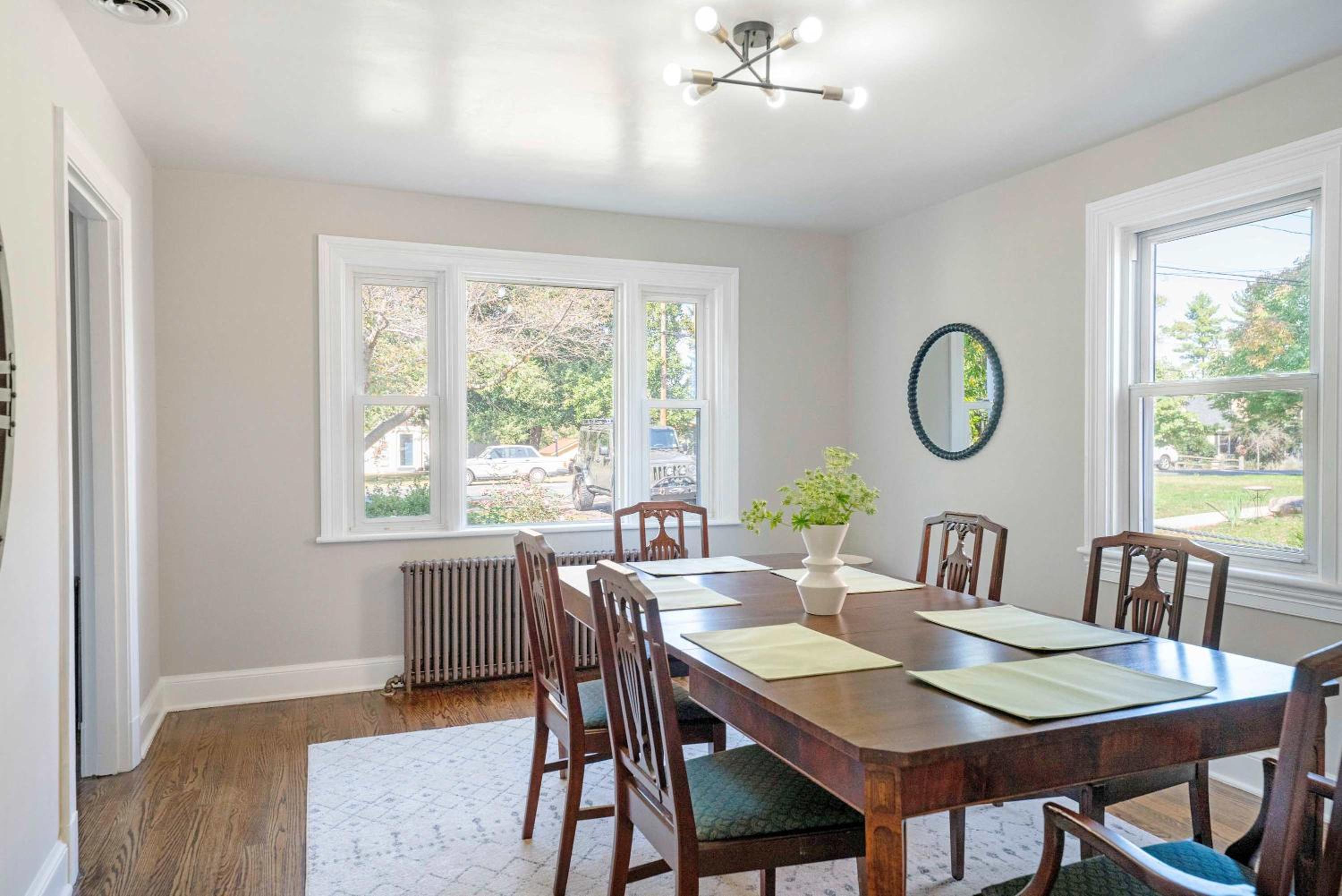 Charming Cape Cod Home in Heart of Charlottesville view 4
