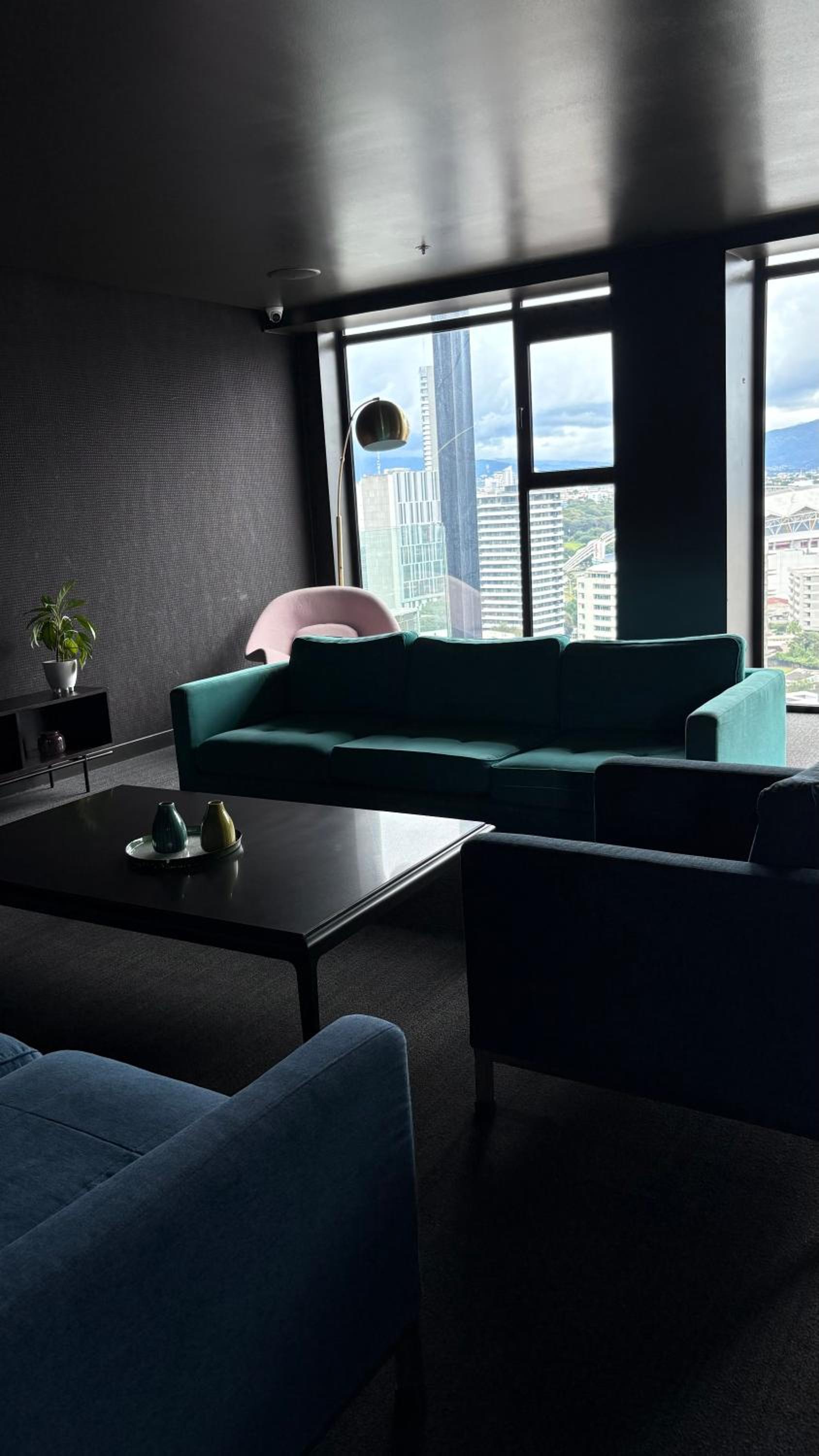 Cozy apartment with terrace, SJ Cosmopolitan Tower #402