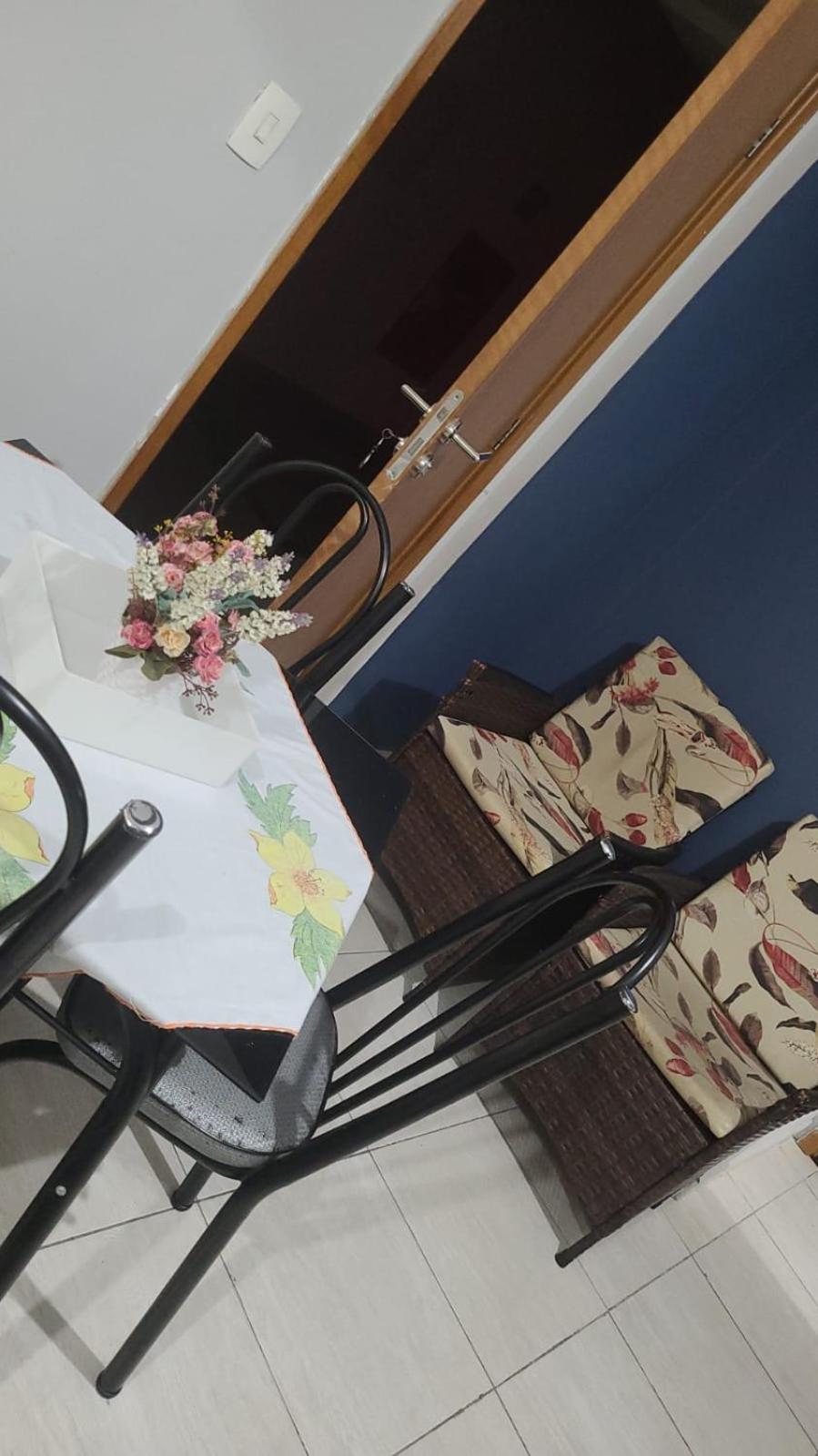 Apartamento a 50 metros da praia com garagem