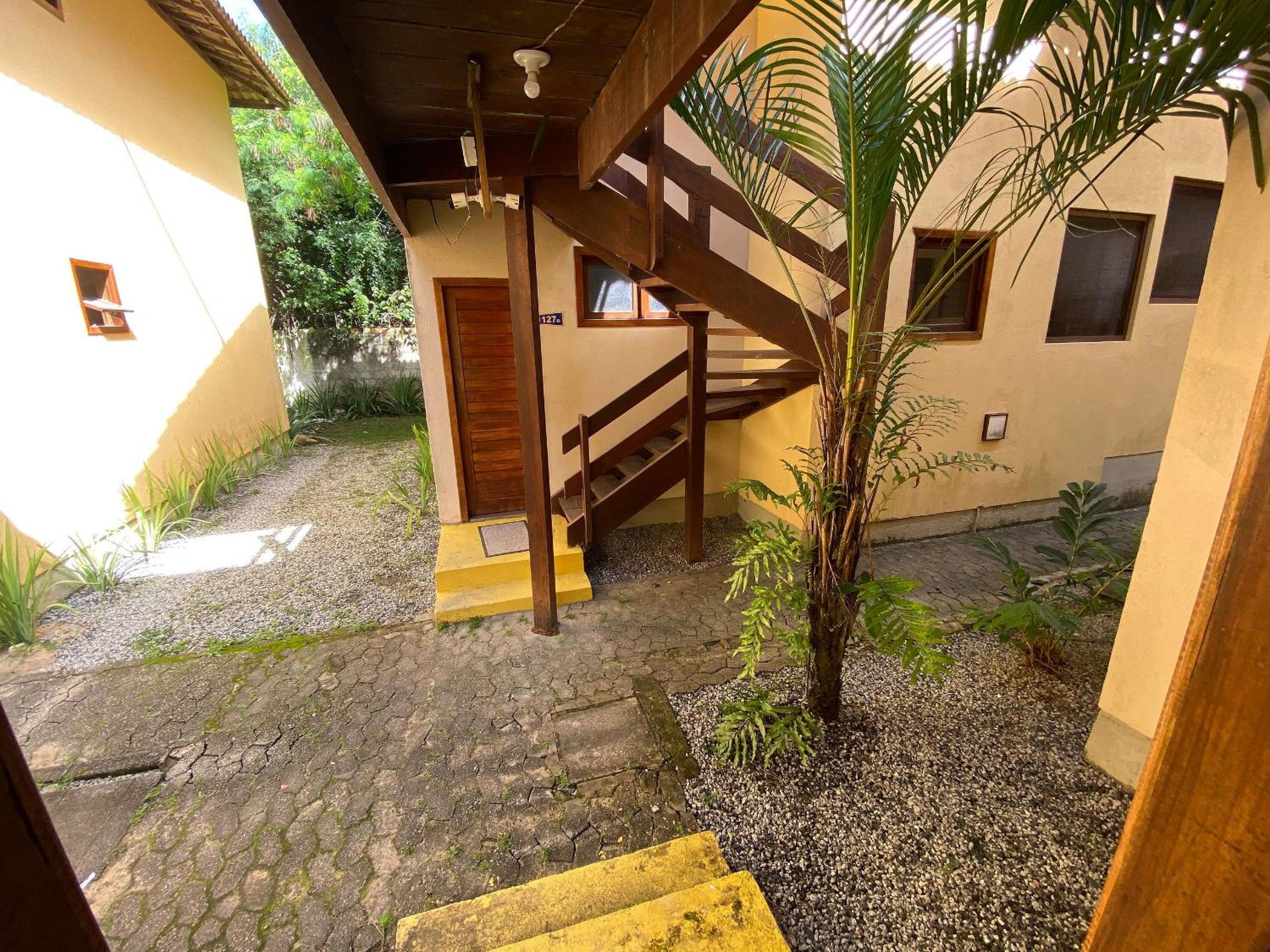 Condomínio quarto e sala