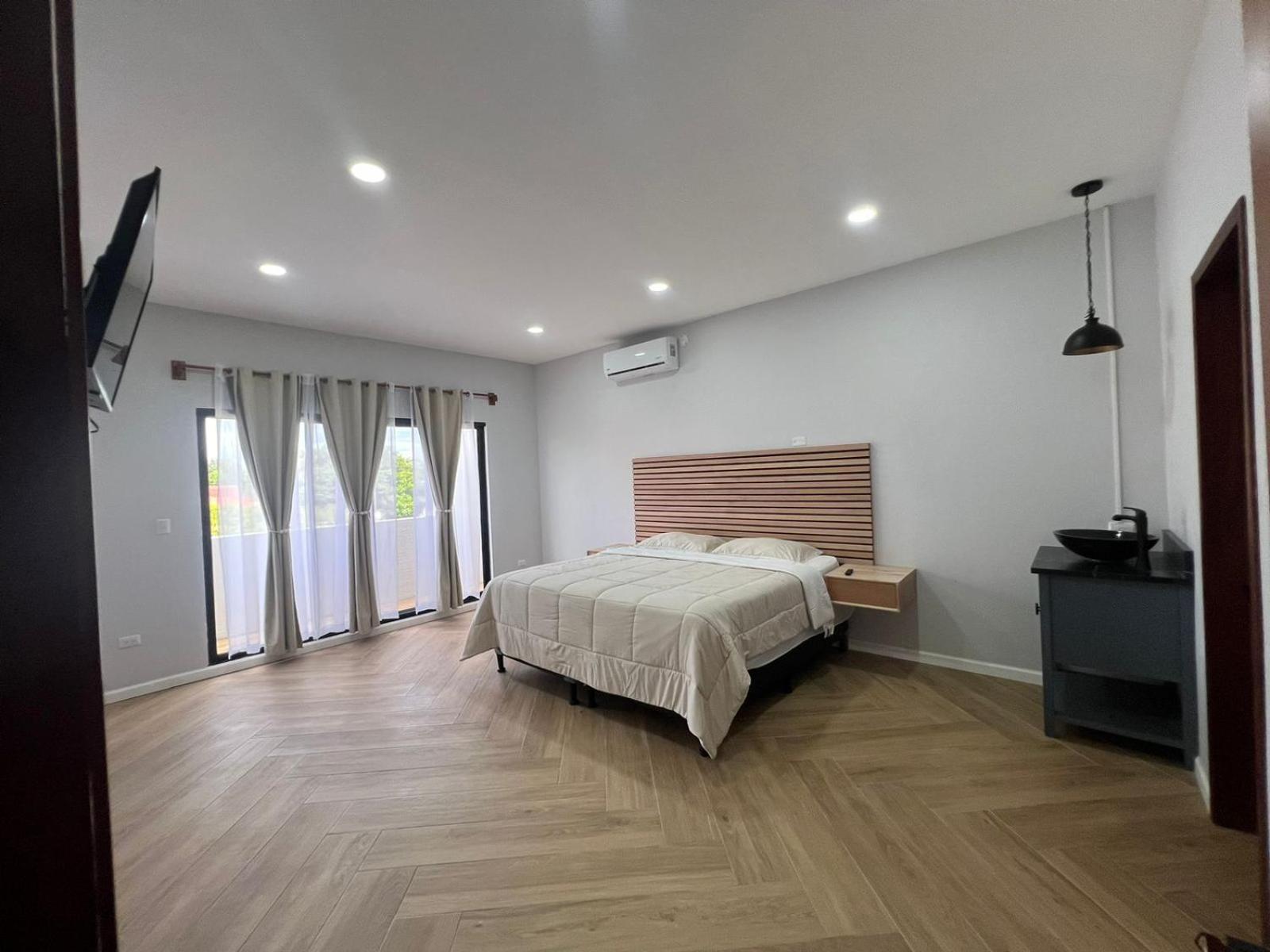 La Isla Bonita Residence