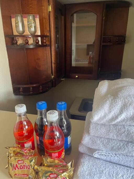 Spacious house and close to Mall and free parking view 4