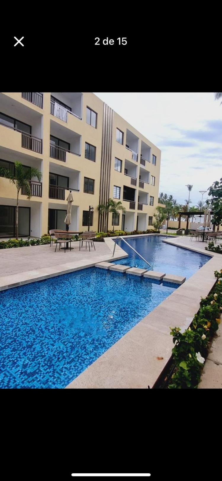 Loft con cama King Size, alberca climatizada y con acceso frente a la playa view 4
