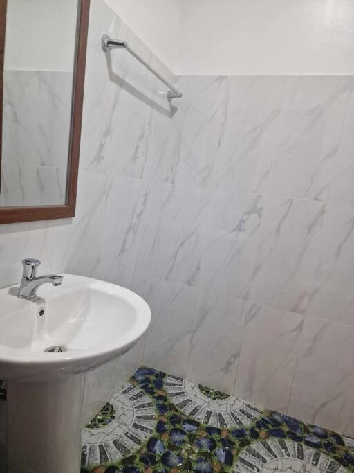 Apartment with AC & kitchen near Lio El Nido view 4