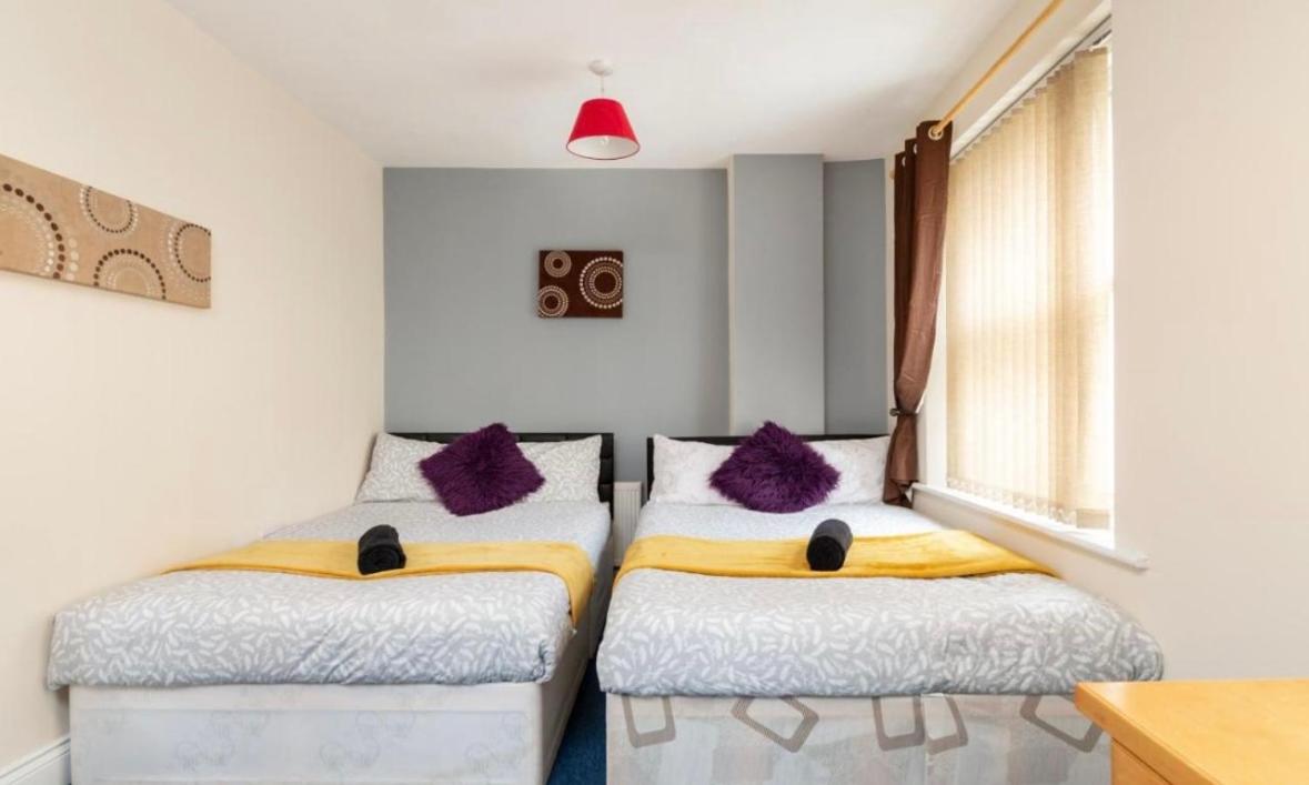 Large Central Apartment