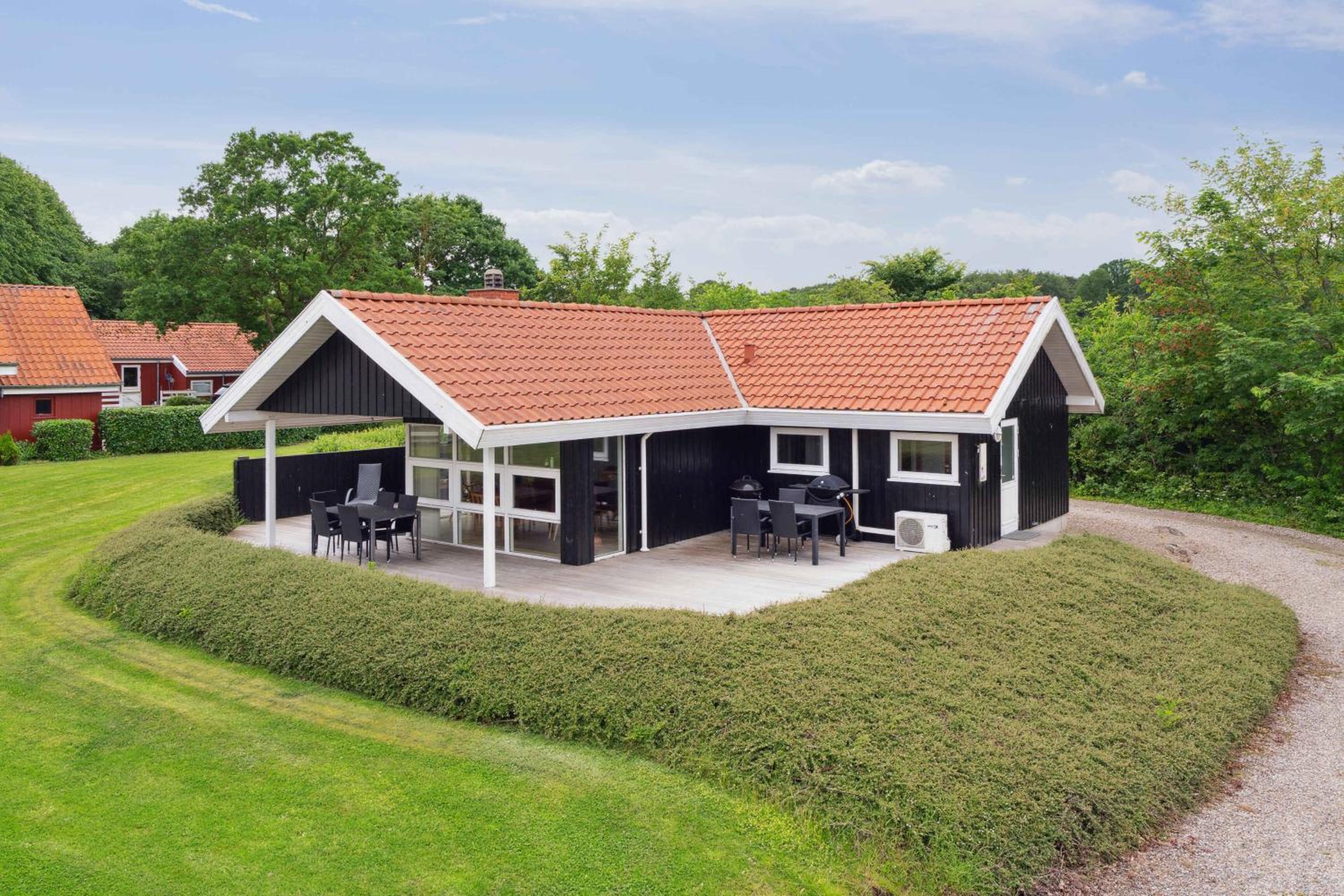 Lovely Summer House With Sea View