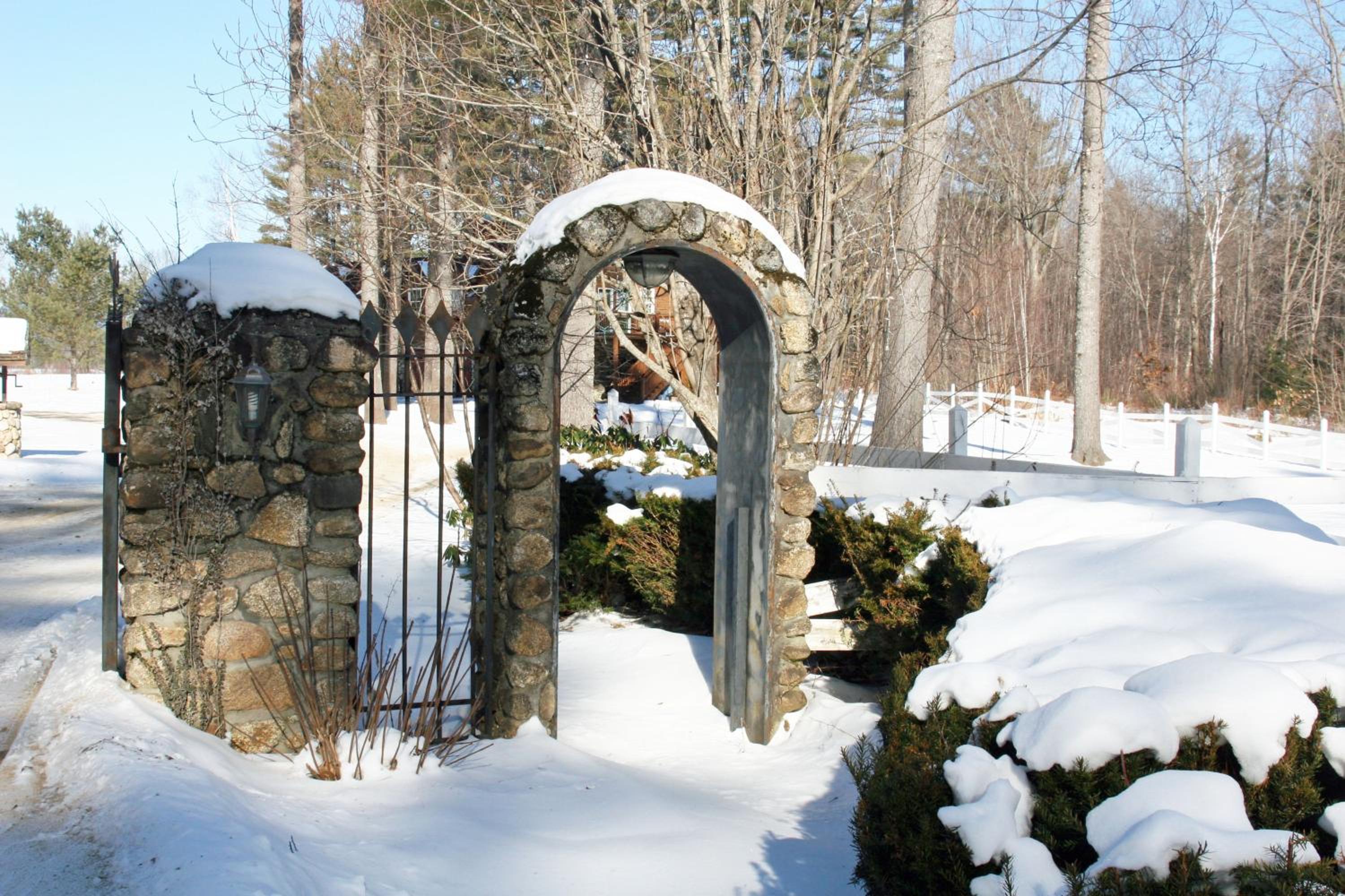 Old Saco Inn