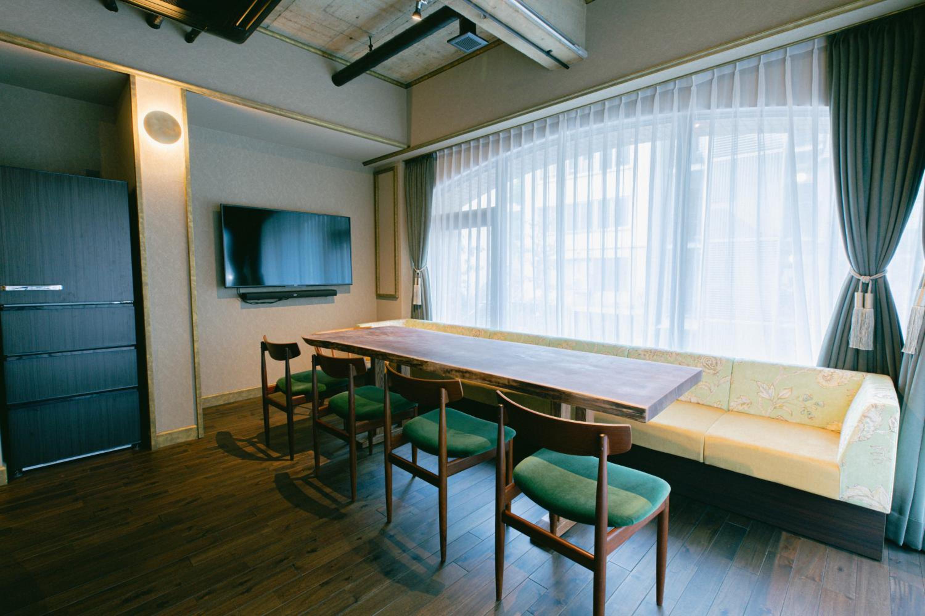meeting & event spaces