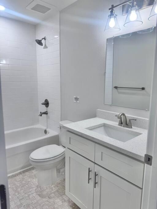 Downtown Square Apartment in Ocala DowntownGetaway