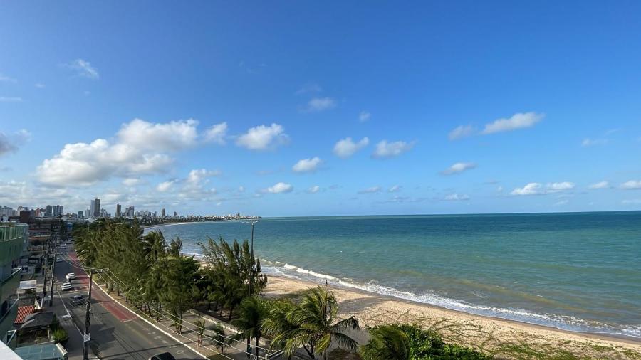 Apê pé na areia para 4 pessoas em Manaíra